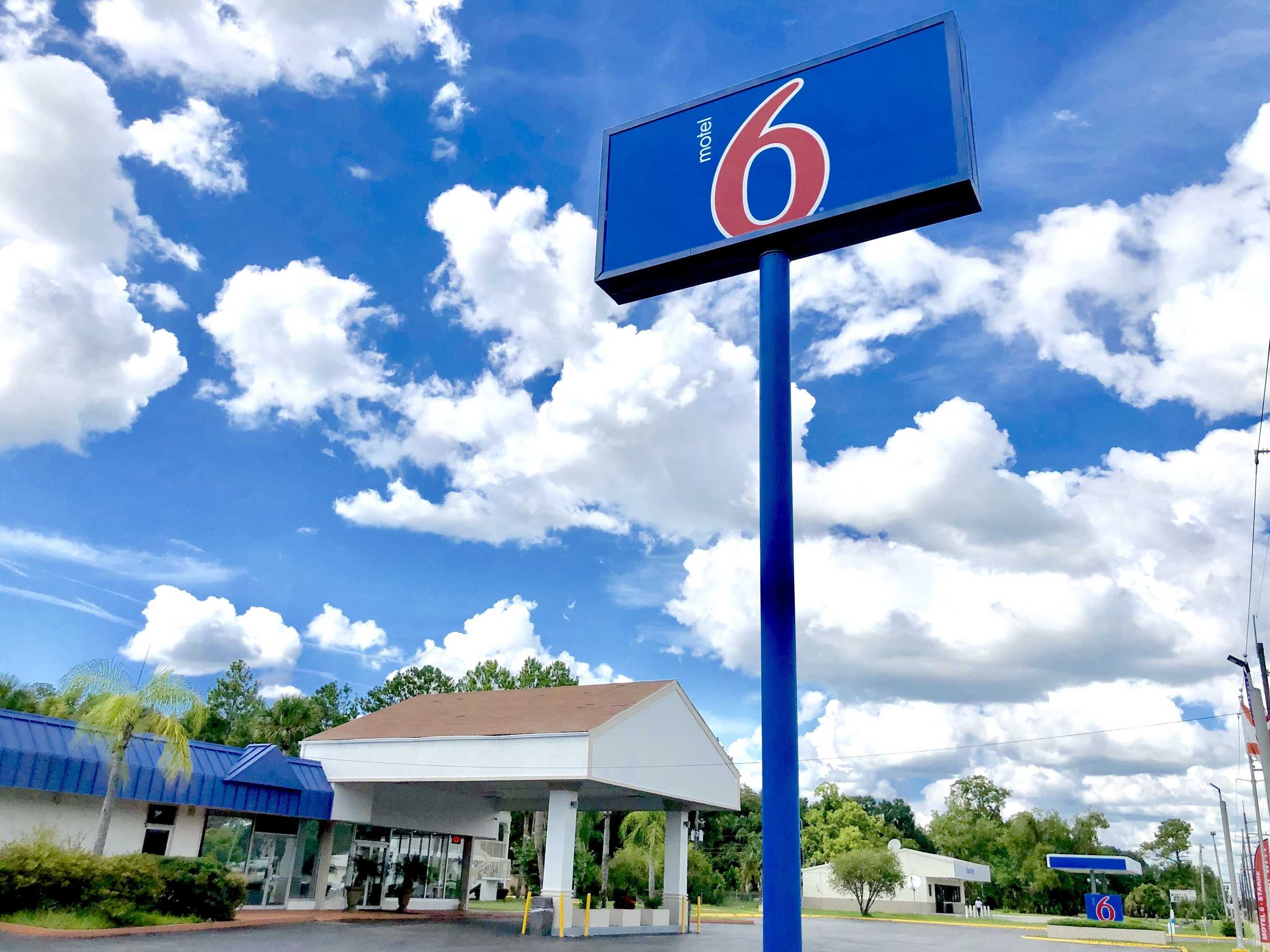 Gift card for Motel 6 Starke, FL Gift card for Motel 6 Starke, FL