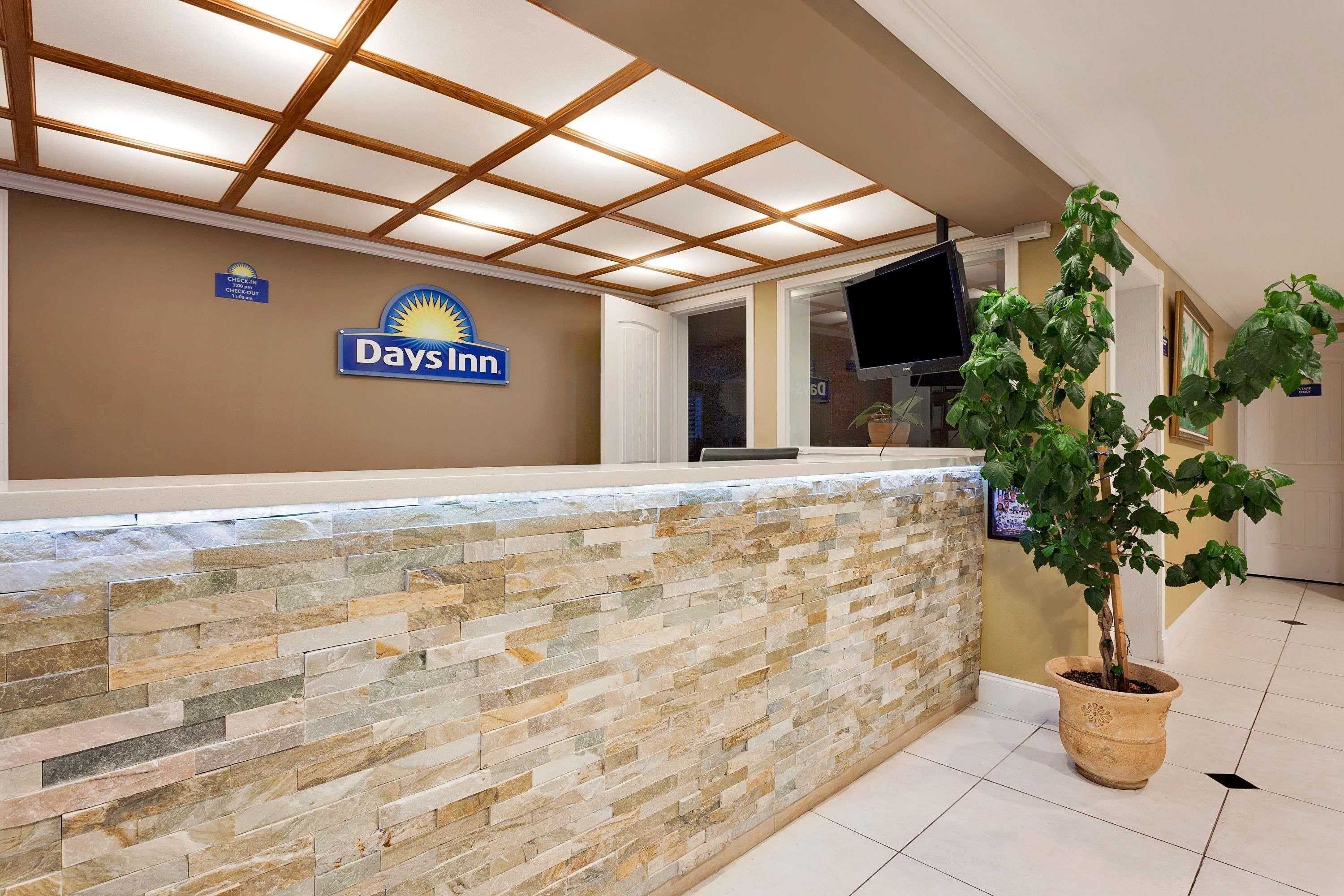 Gift card for Days Inn by Wyndham Lakewood South Tacoma Gift card for Days Inn by Wyndham Lakewood South Tacoma