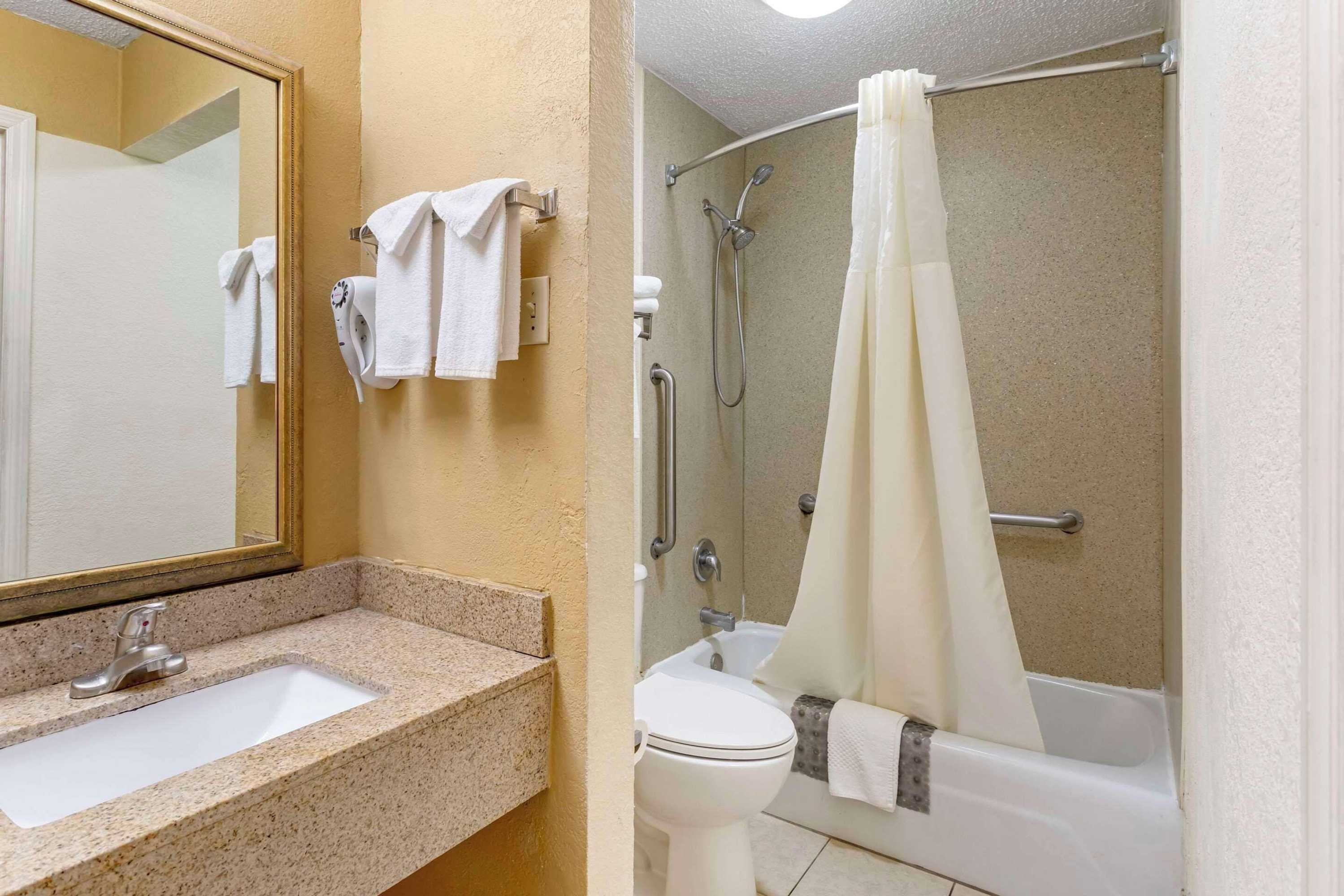 Gift card for Quality Inn Alachua - Gainesville Area Gift card for Quality Inn Alachua - Gainesville Area