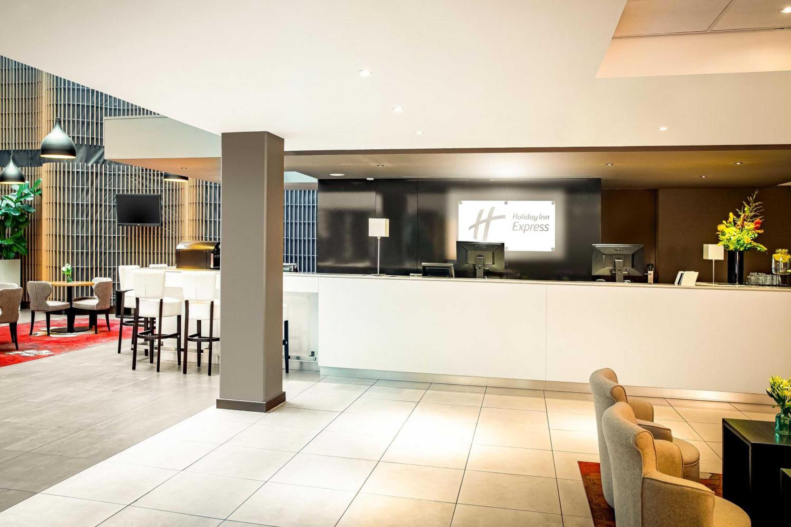 Gift card for Holiday Inn Express The Hague - Parliament by Ihg Gift card for Holiday Inn Express The Hague - Parliament by Ihg