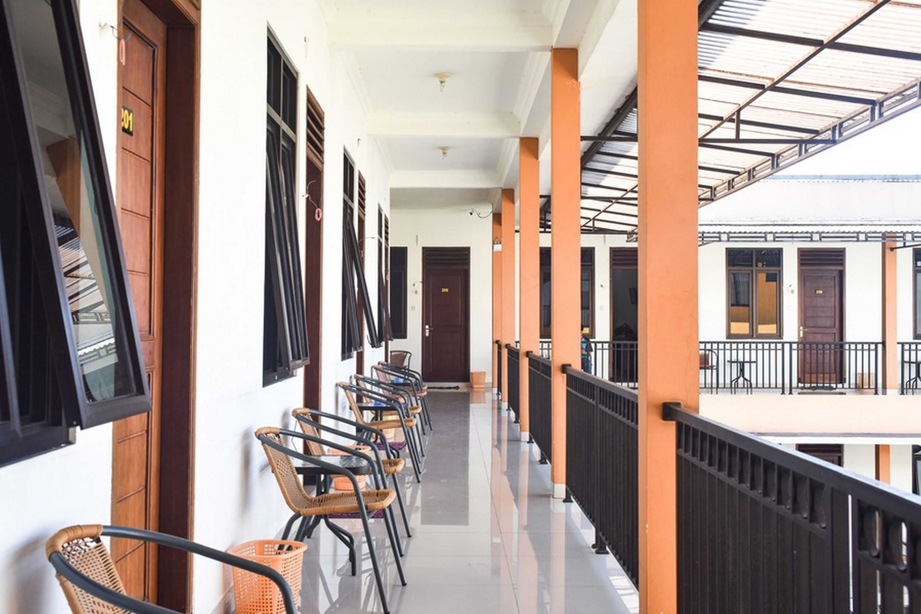 Gift card for Reddoorz Near Alun Alun Wonosobo Gift card for Reddoorz Near Alun Alun Wonosobo