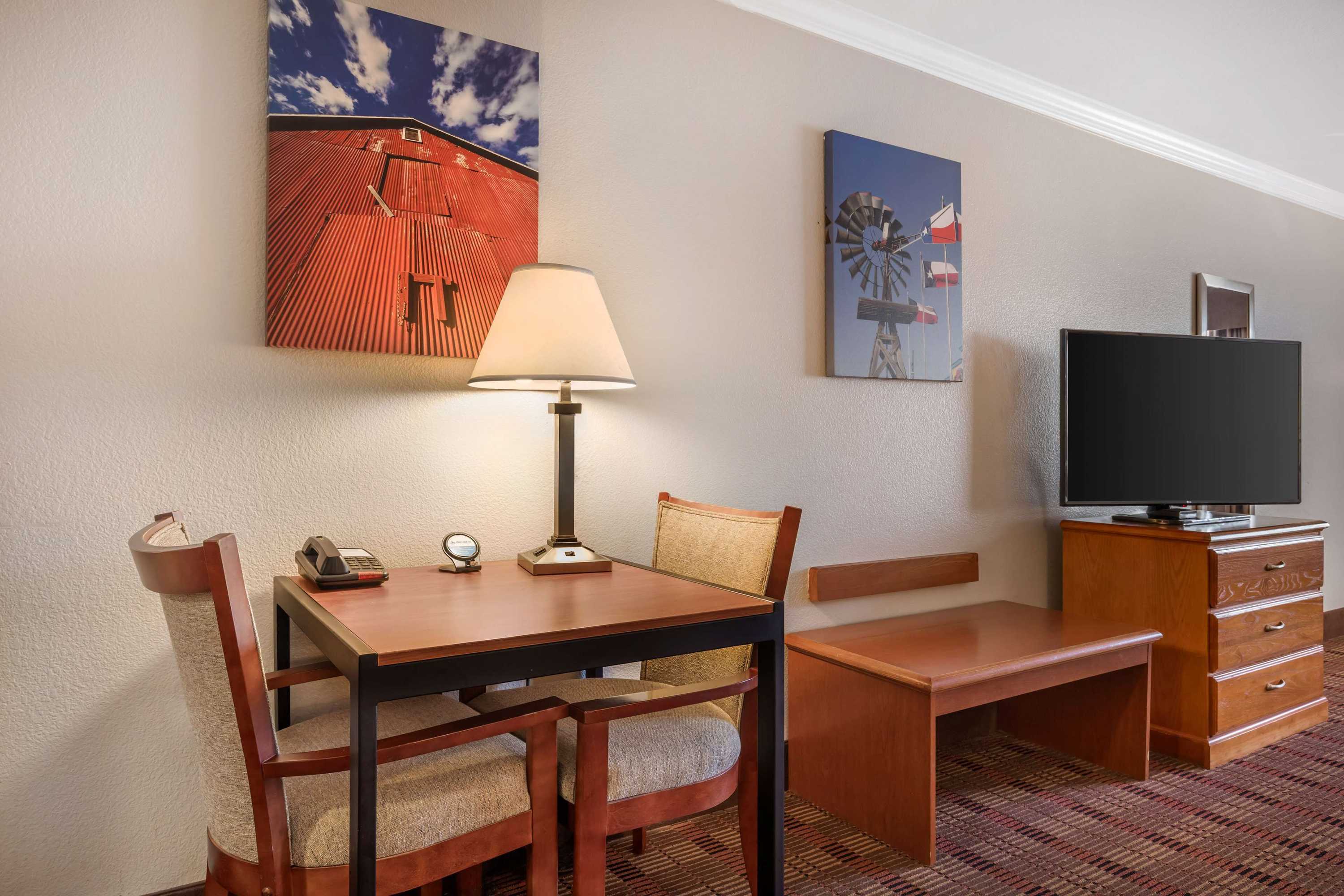 Gift card for Best Western Club House Inn & Suites Gift card for Best Western Club House Inn & Suites