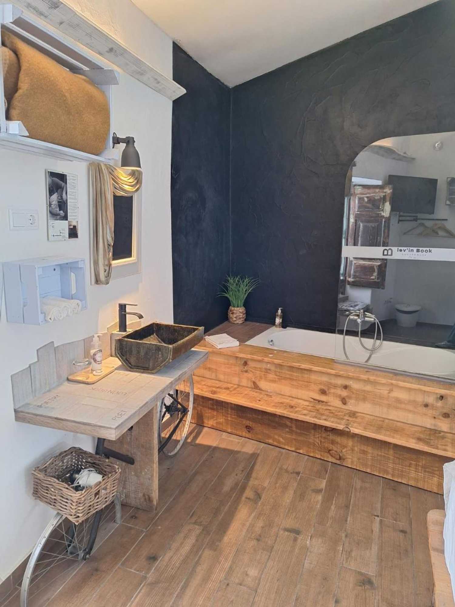 Gift card for Lovin Book Guesthouse