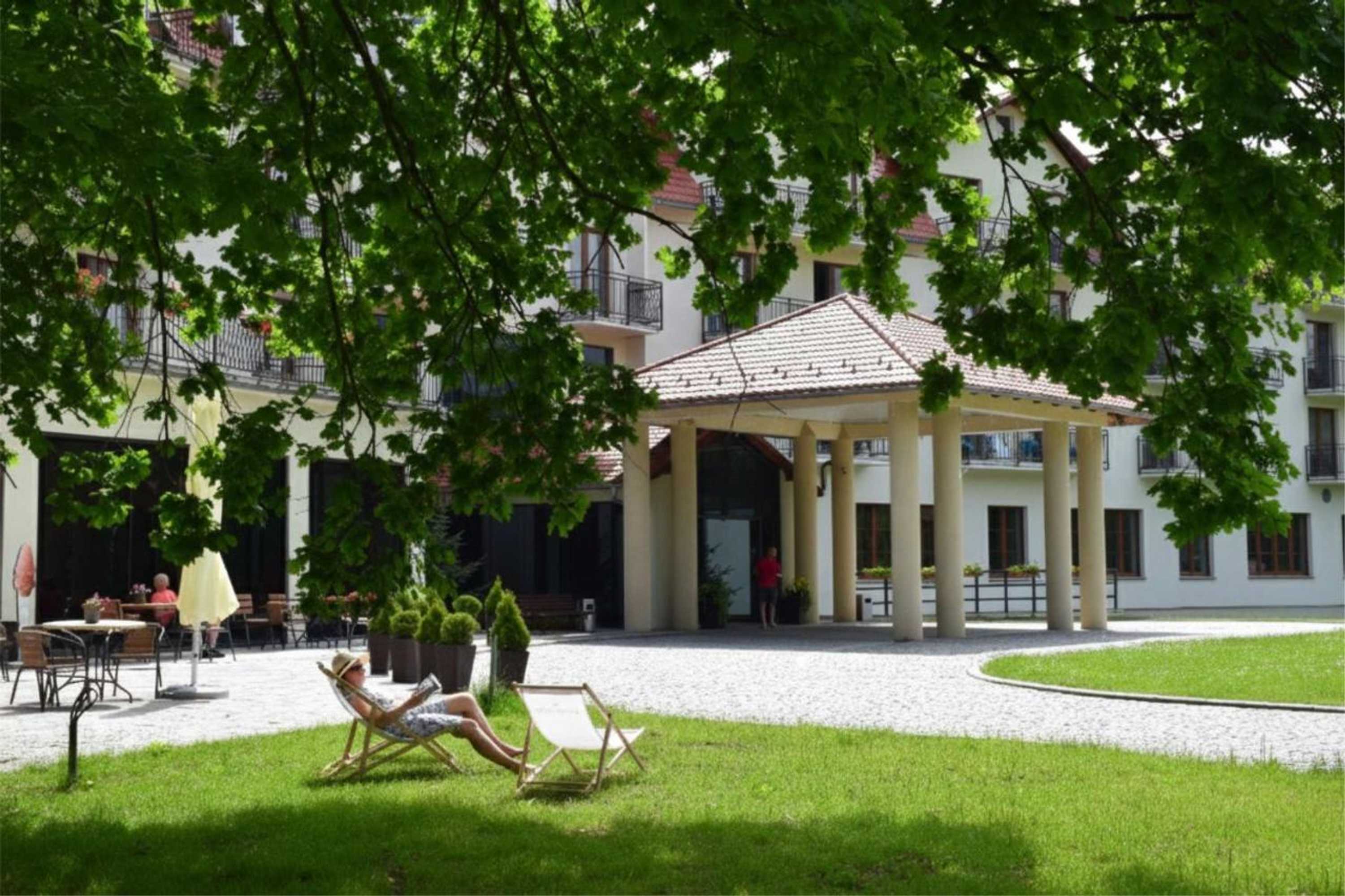 Gift card for Hotel Nowy Zdrój - Centrum Zdrowia i Wypoczynku