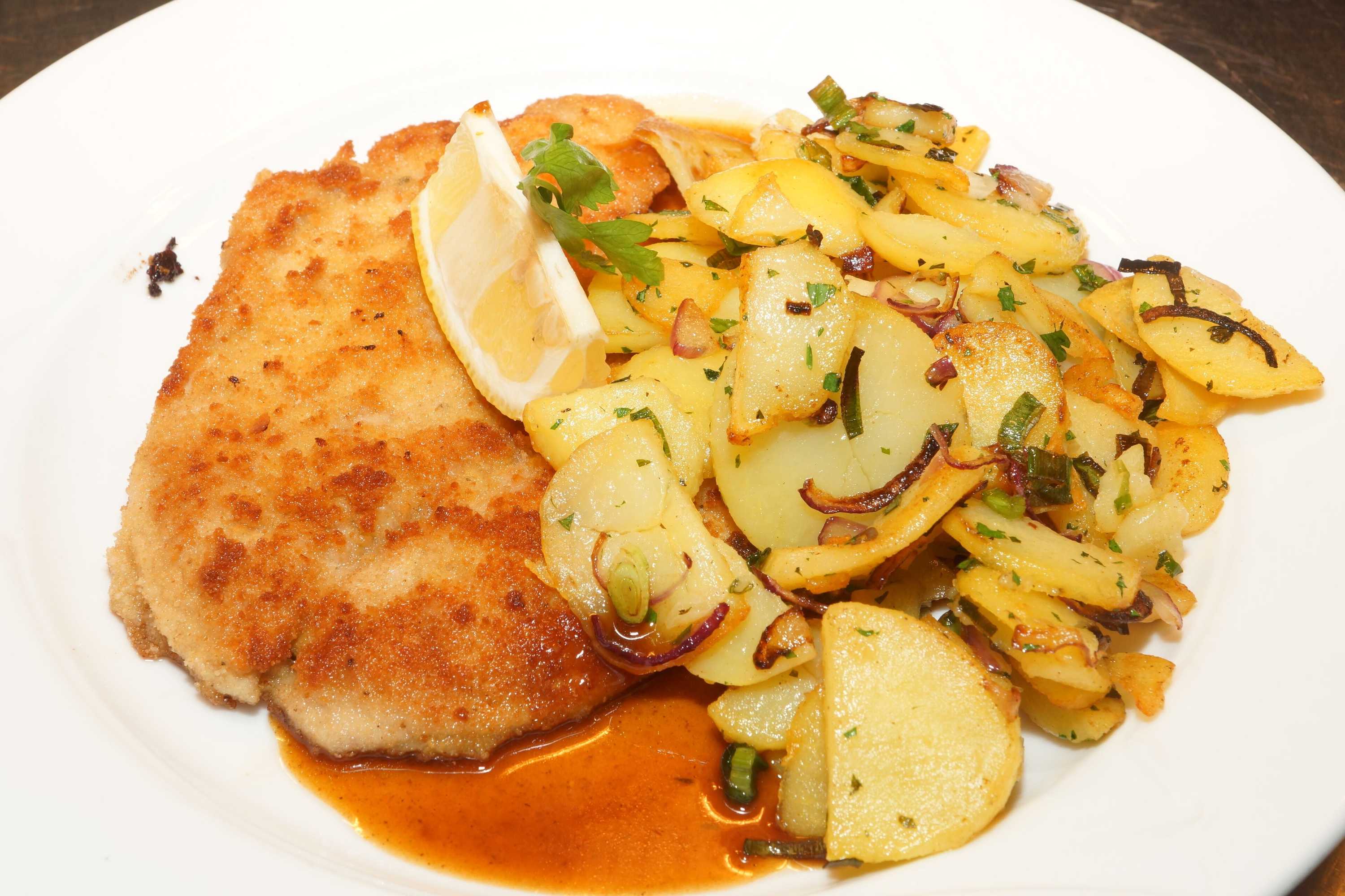 Gift card for Warias Hotel & Restaurant