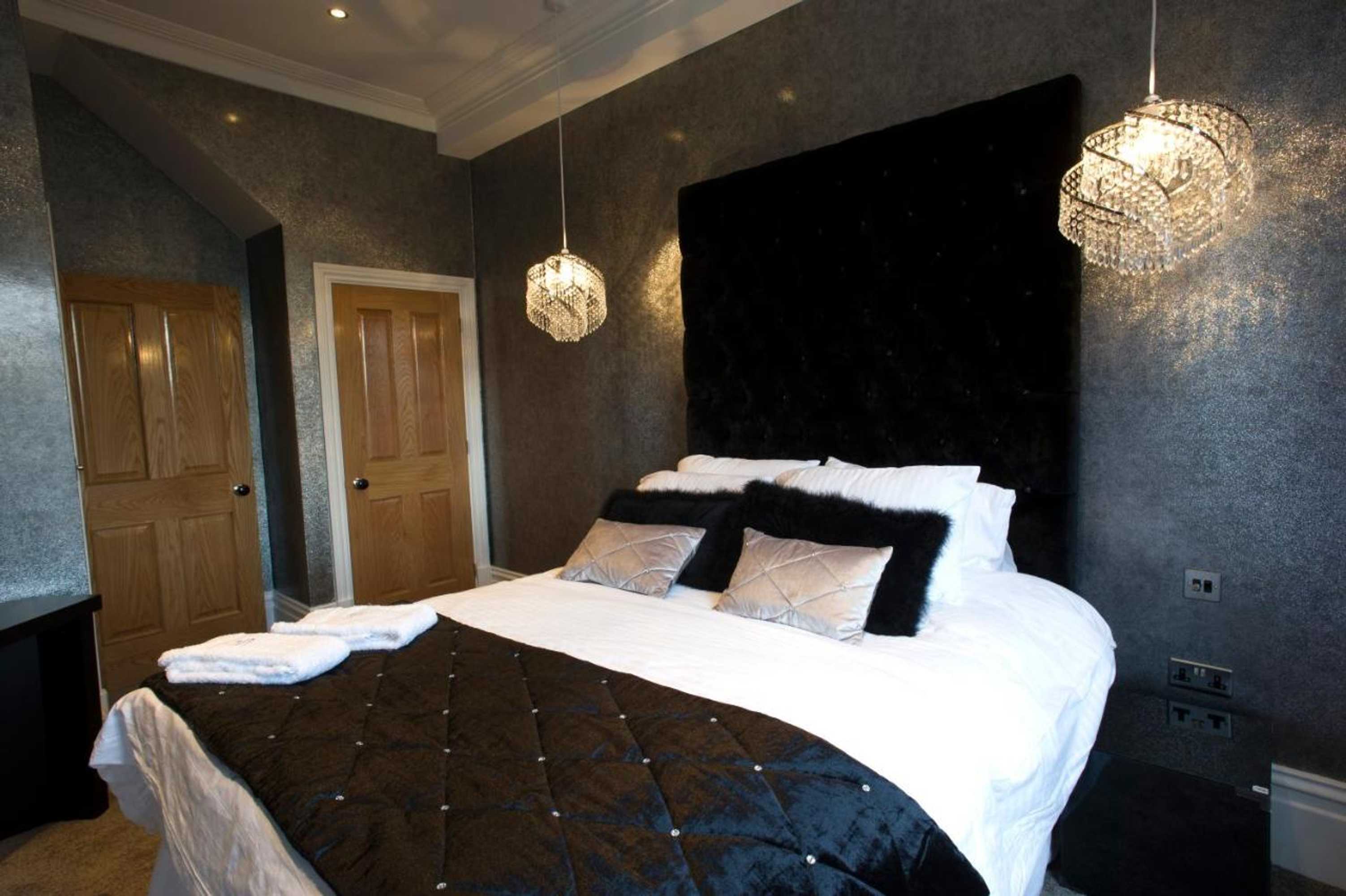 Gift card for Mode Breck Apartments