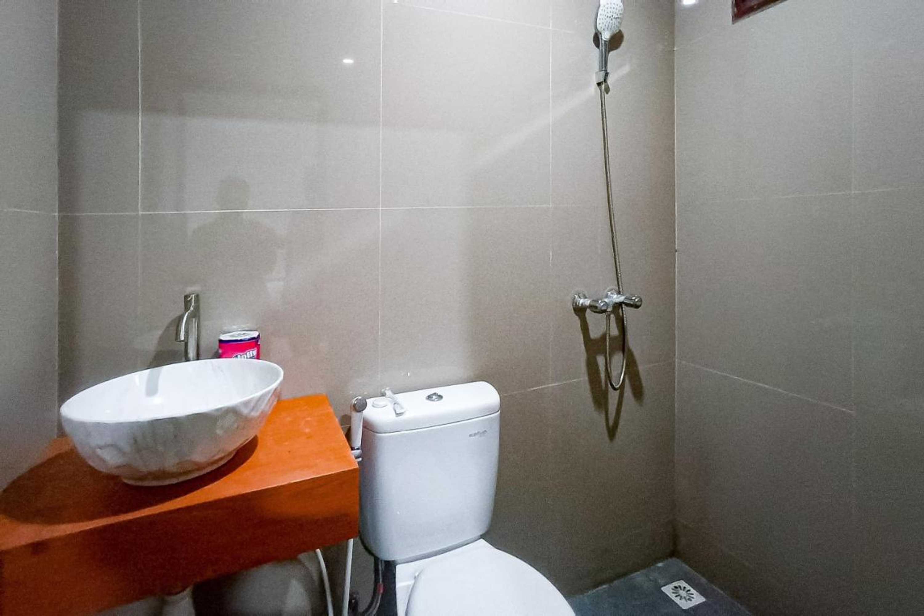 Gift card for Reddoorz at Rrr Guesthouse Mataram Gift card for Reddoorz at Rrr Guesthouse Mataram