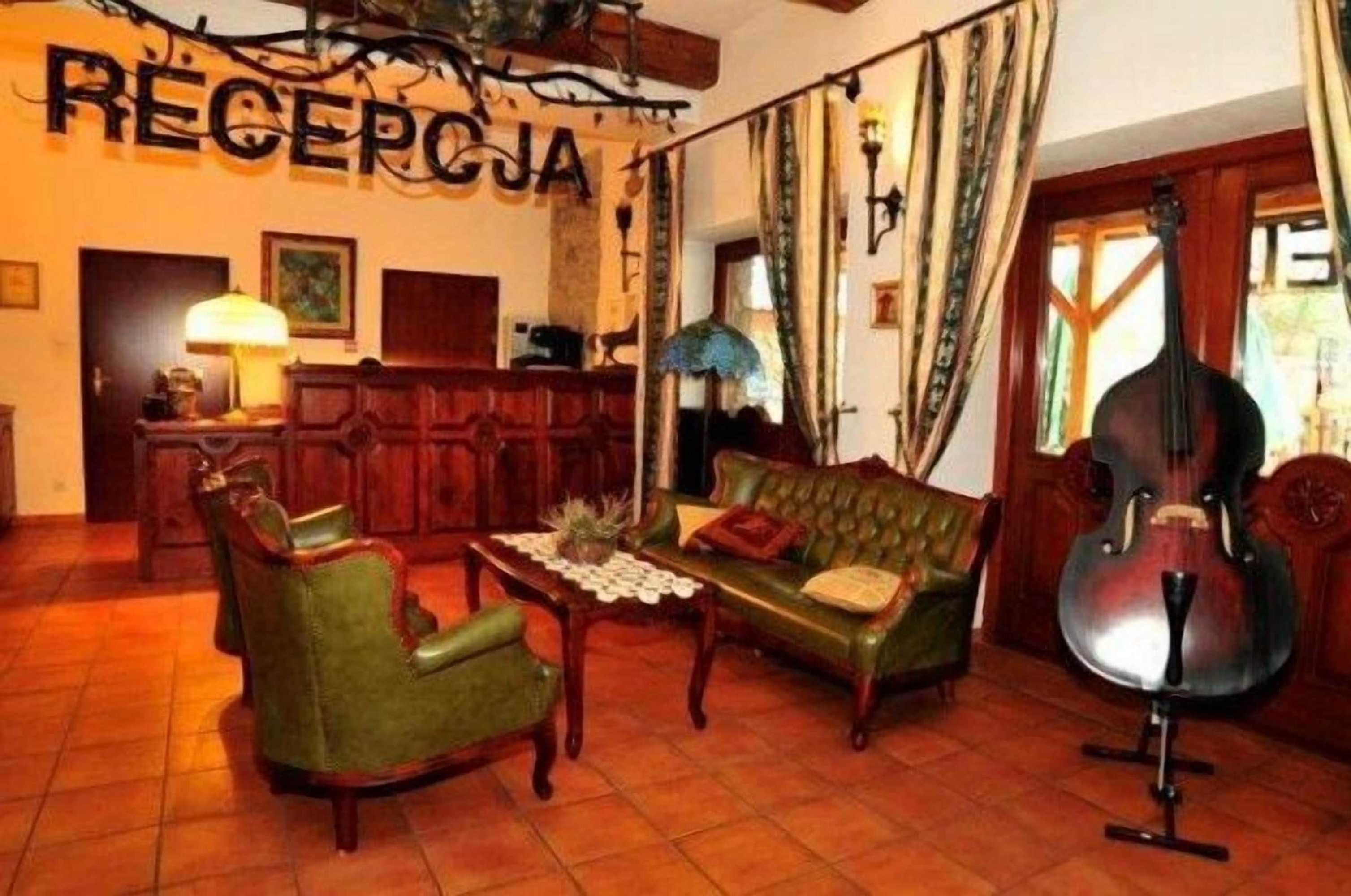 Gift card for Folwark Stara Winiarnia