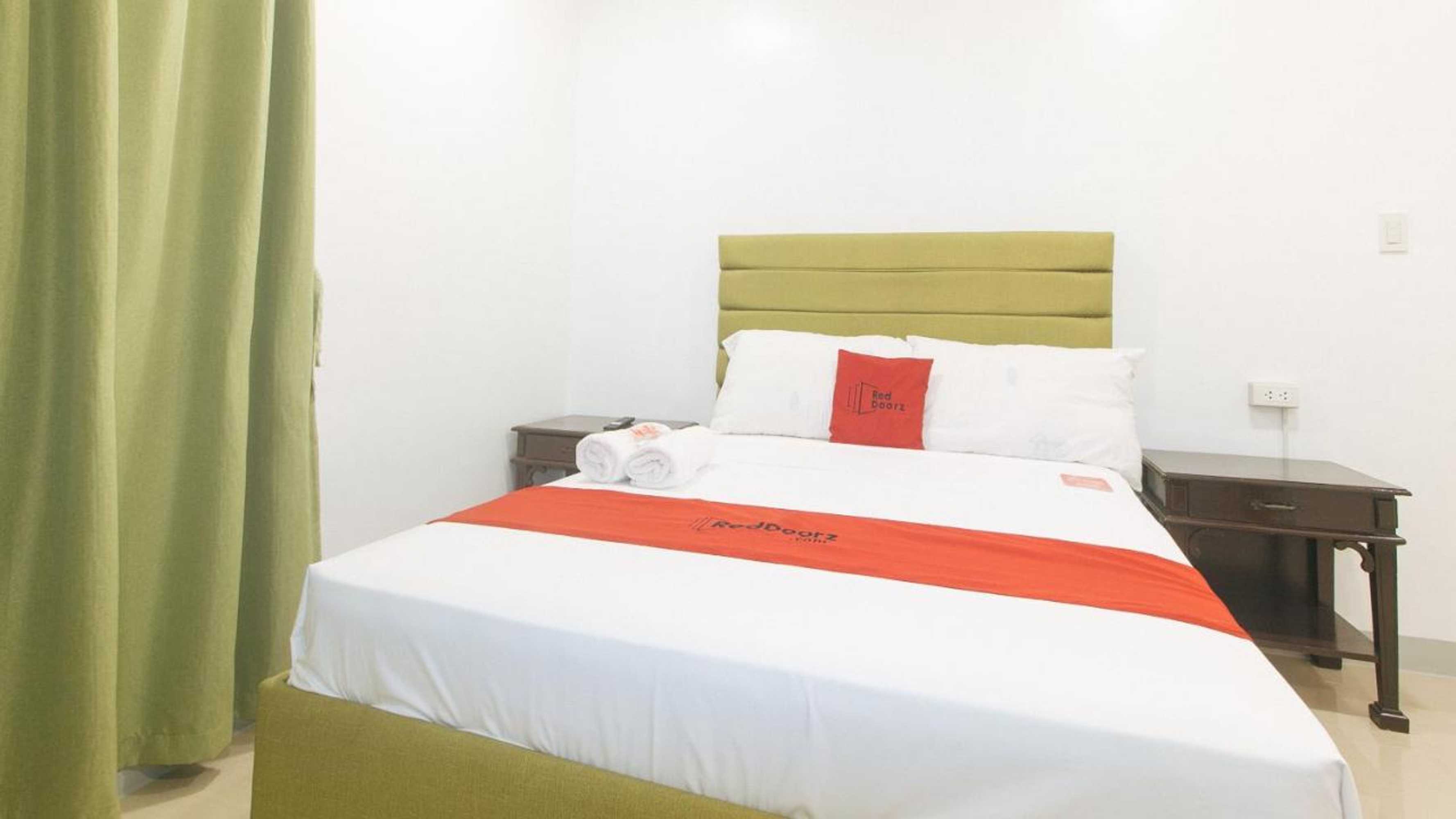 Gift card for Reddoorz at Ebm One Building