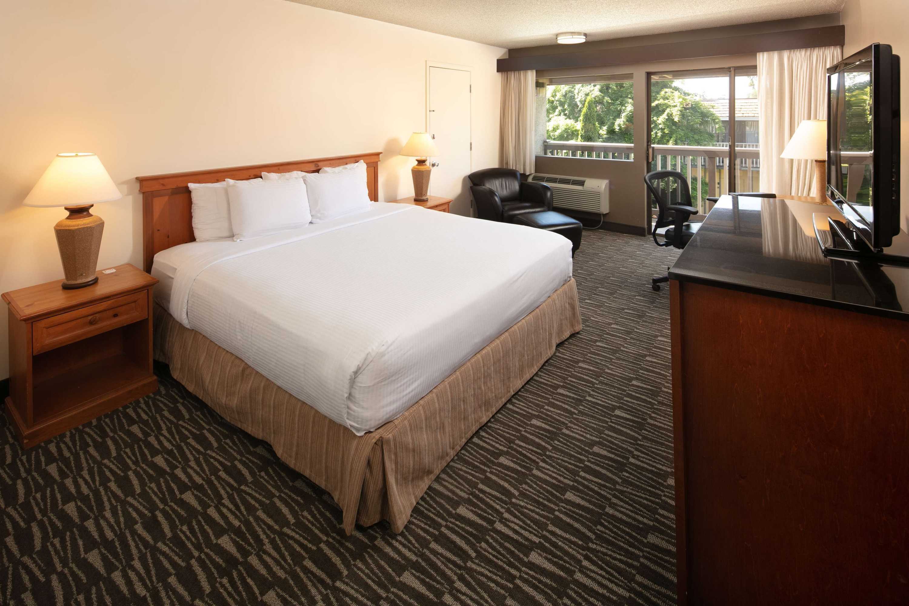 Gift card for Red Lion Hotel Bellevue Gift card for Red Lion Hotel Bellevue