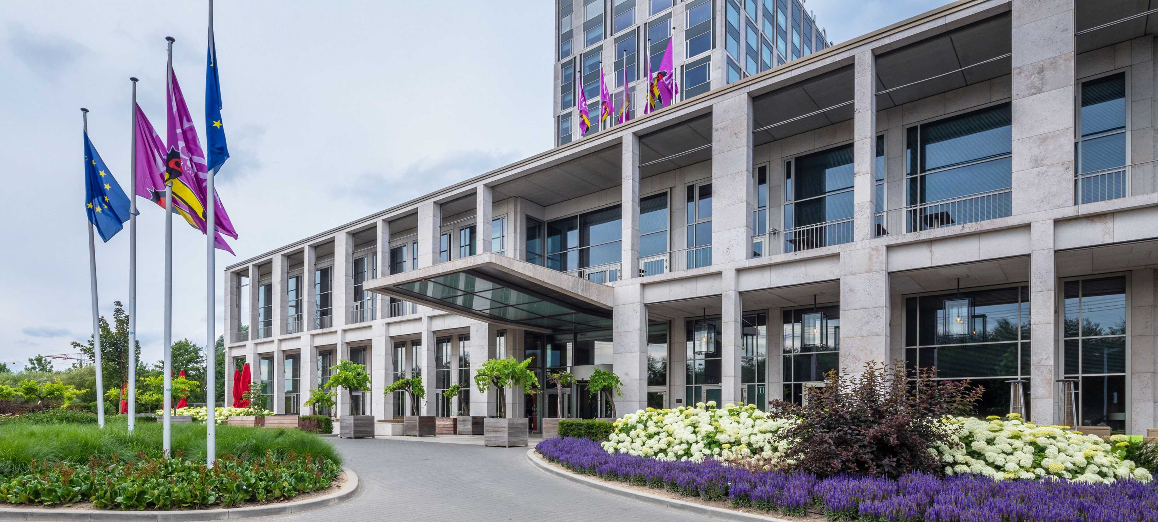 Gift card for Van Der Valk Hotel Düsseldorf Gift card for Van Der Valk Hotel Düsseldorf