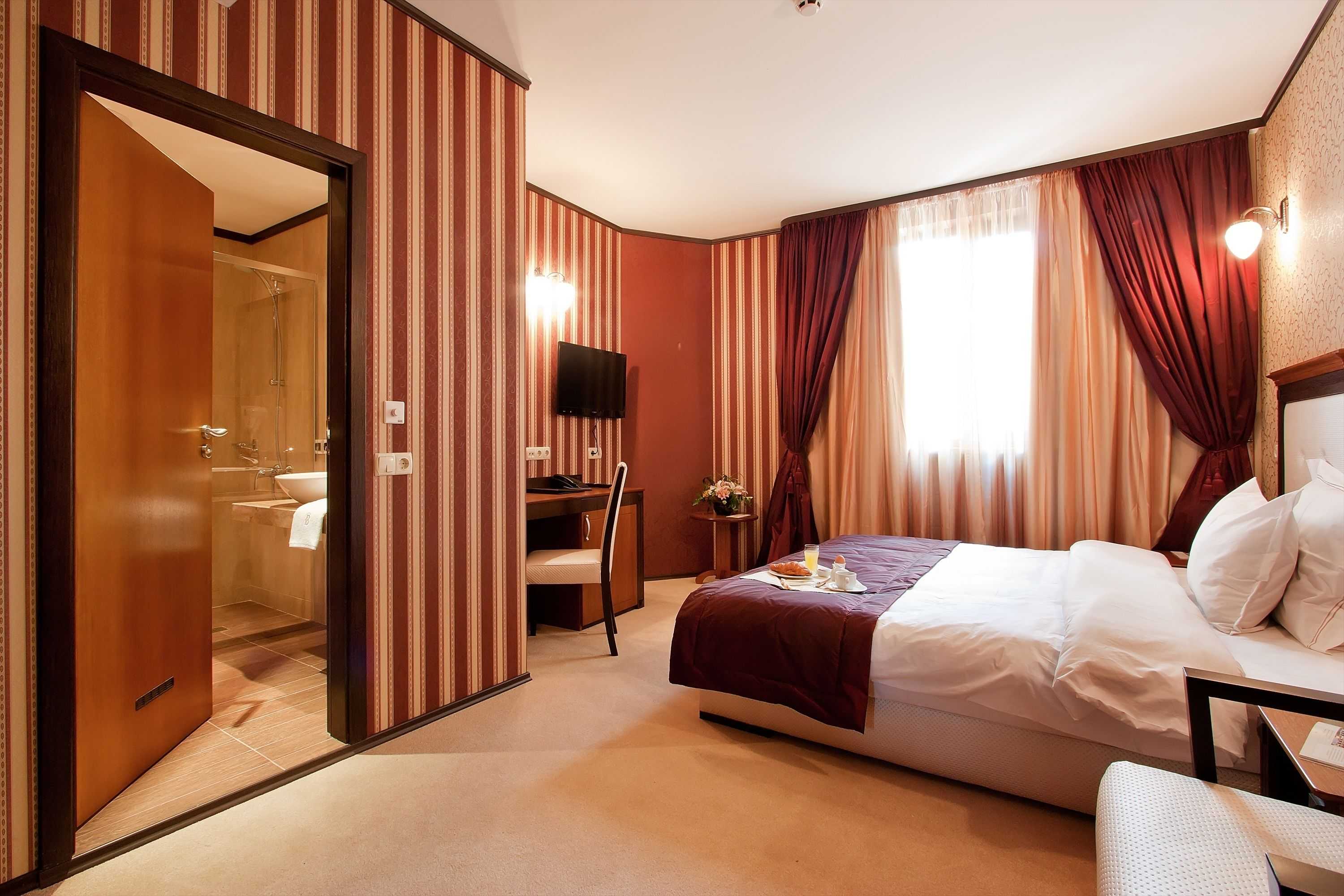 Gift card for Best Western Plus Bristol Hotel Gift card for Best Western Plus Bristol Hotel