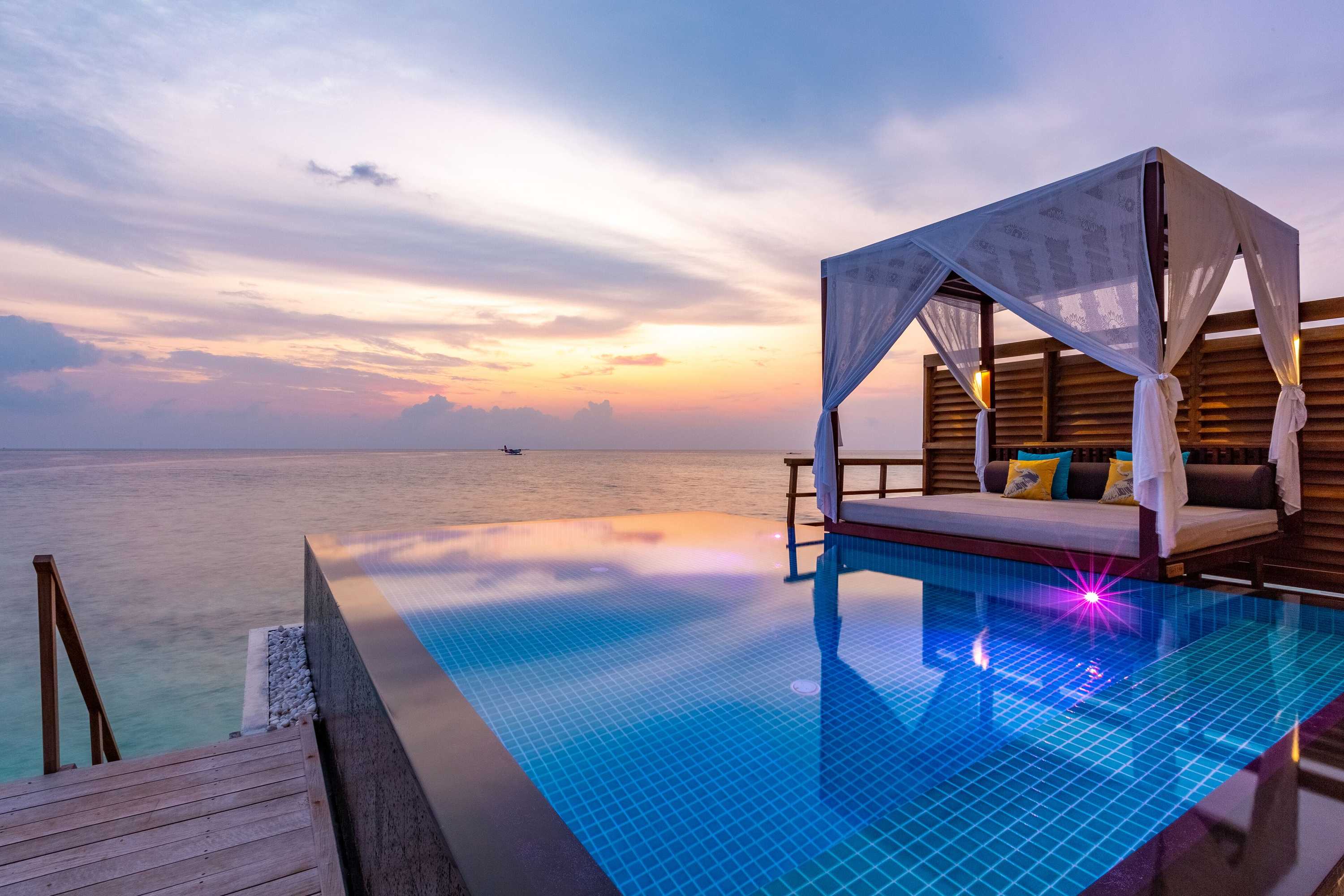 Gift card for Furaveri Maldives - free Return Transfer For 2 For Stays of Minimum 5 Nights From 01 May to 31 Oct 2025 Gift card for Furaveri Maldives - free Return Transfer For 2 For Stays of Minimum 5 Nights From 01 May to 31 Oct 2025