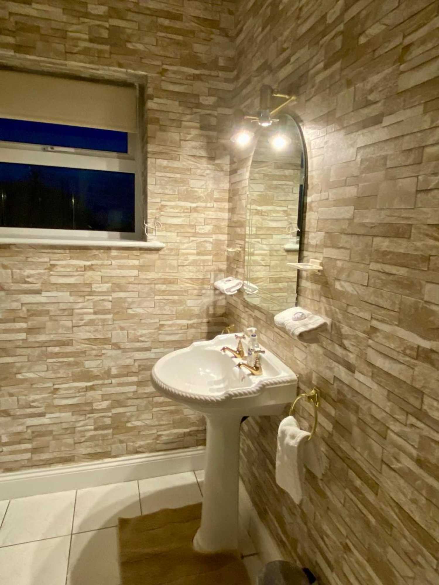 Gift card for Rossmanagher House