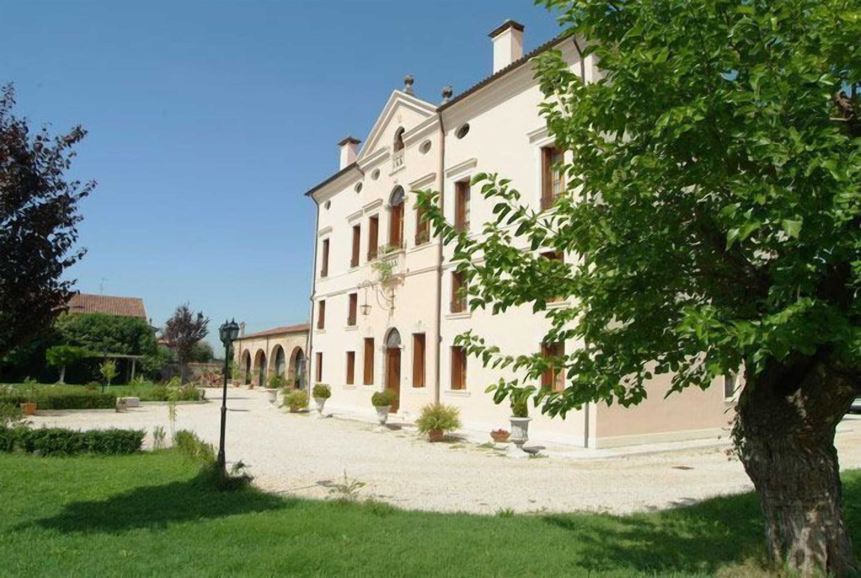 Gift card for Villa Bongiovanni Gift card for Villa Bongiovanni