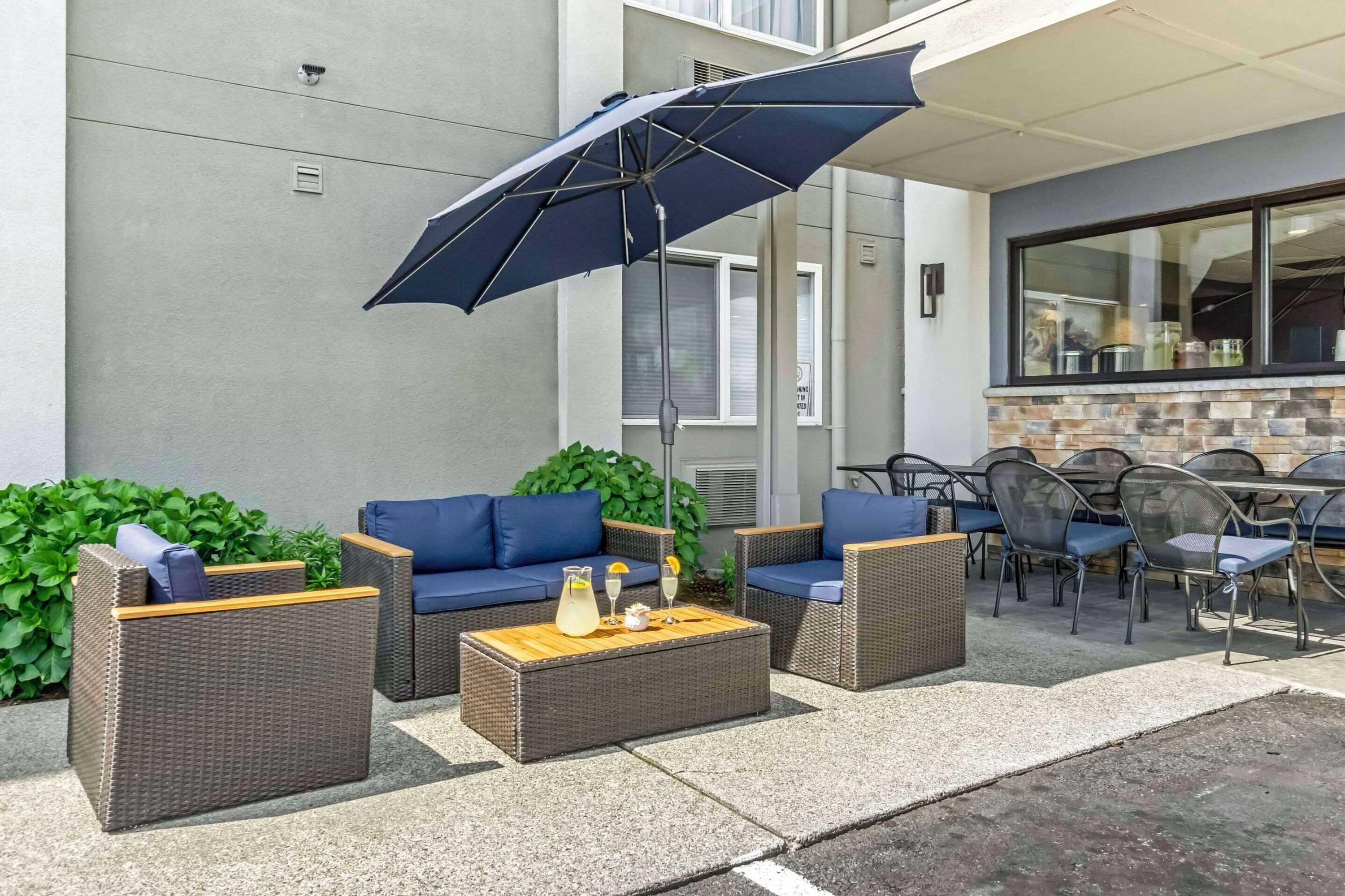 Gift card for Comfort Inn & Suites Pacific - Auburn