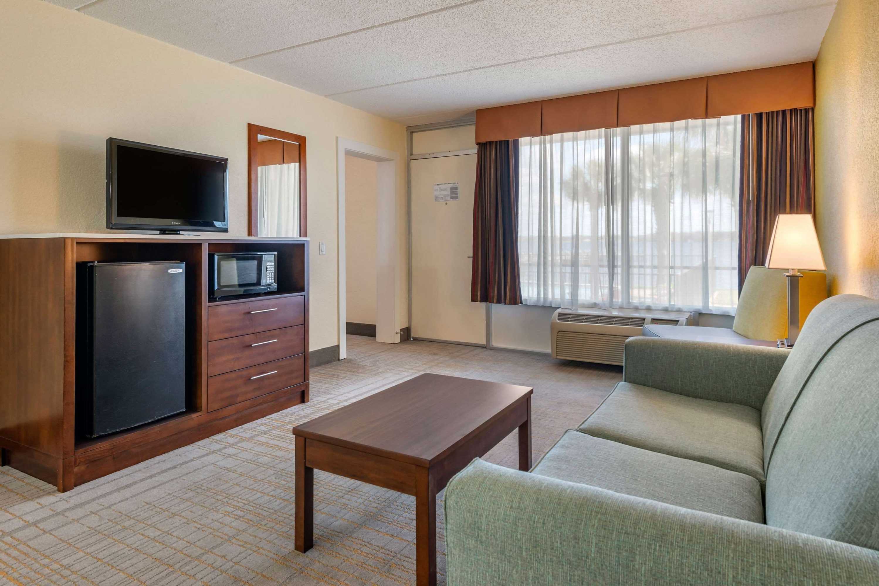 Gift card for Quality Inn & Suites Palatka Riverfront Gift card for Quality Inn & Suites Palatka Riverfront