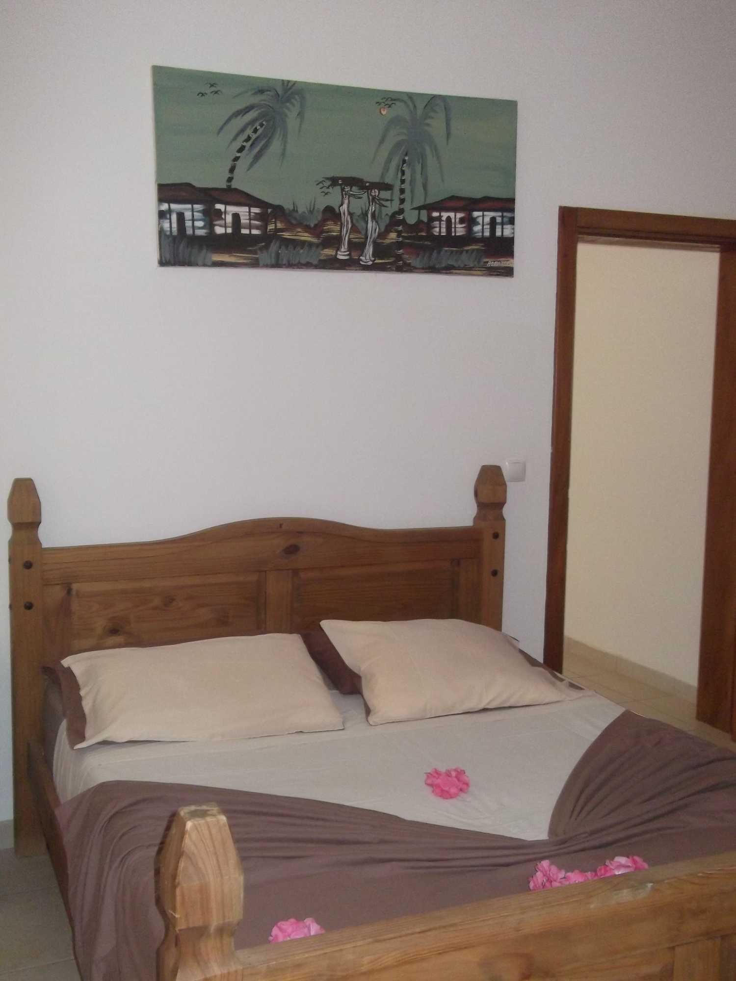 Gift card for Vila Cabral 1 Bed Apt - Wi-Fi & Air Con Included Gift card for Vila Cabral 1 Bed Apt - Wi-Fi & Air Con Included