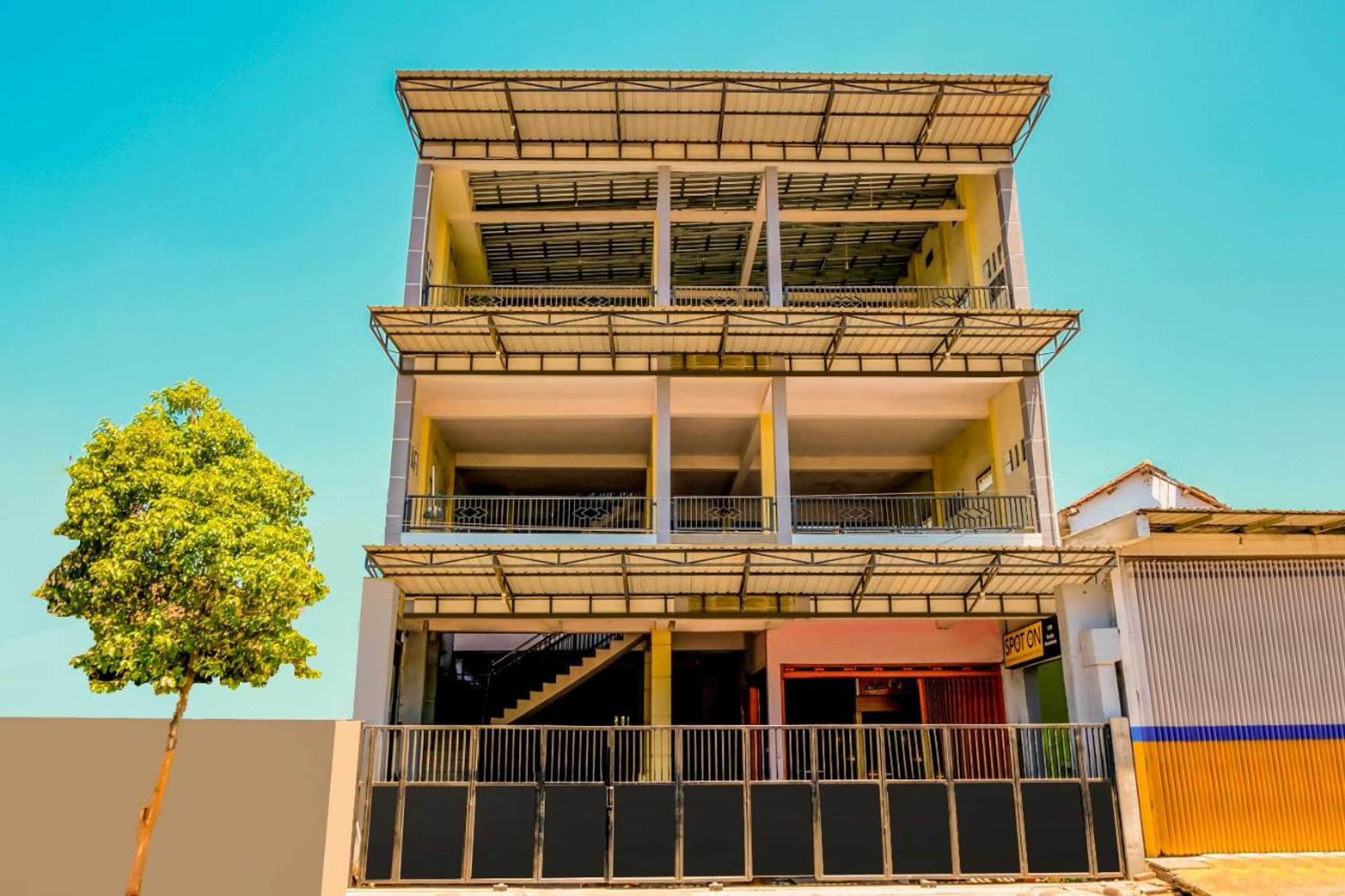 Gift card for Super Oyo 1759 Family Residence