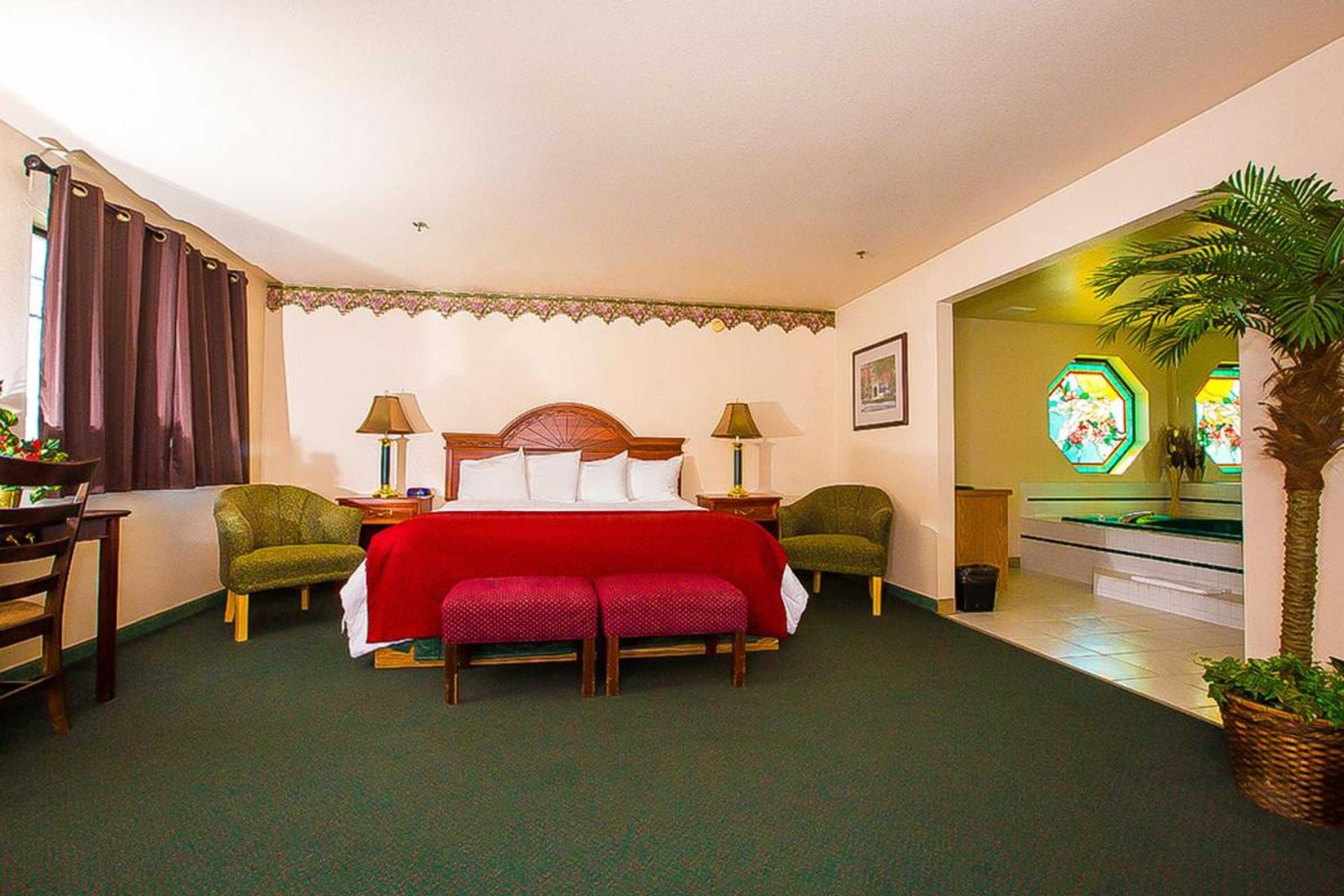 Gift card for Village Inn & Suites Marysville