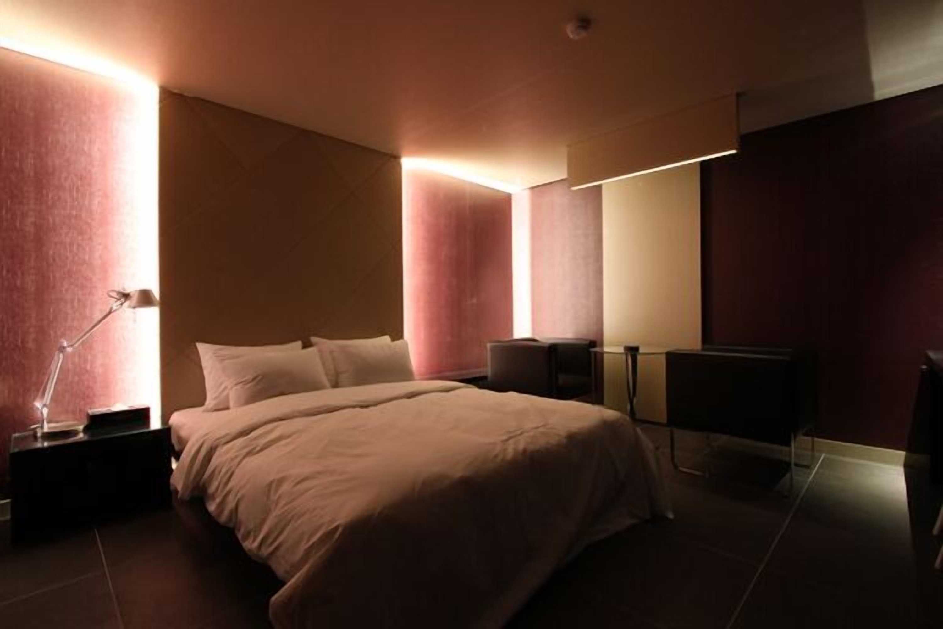 Gift card for Valentine Hotel