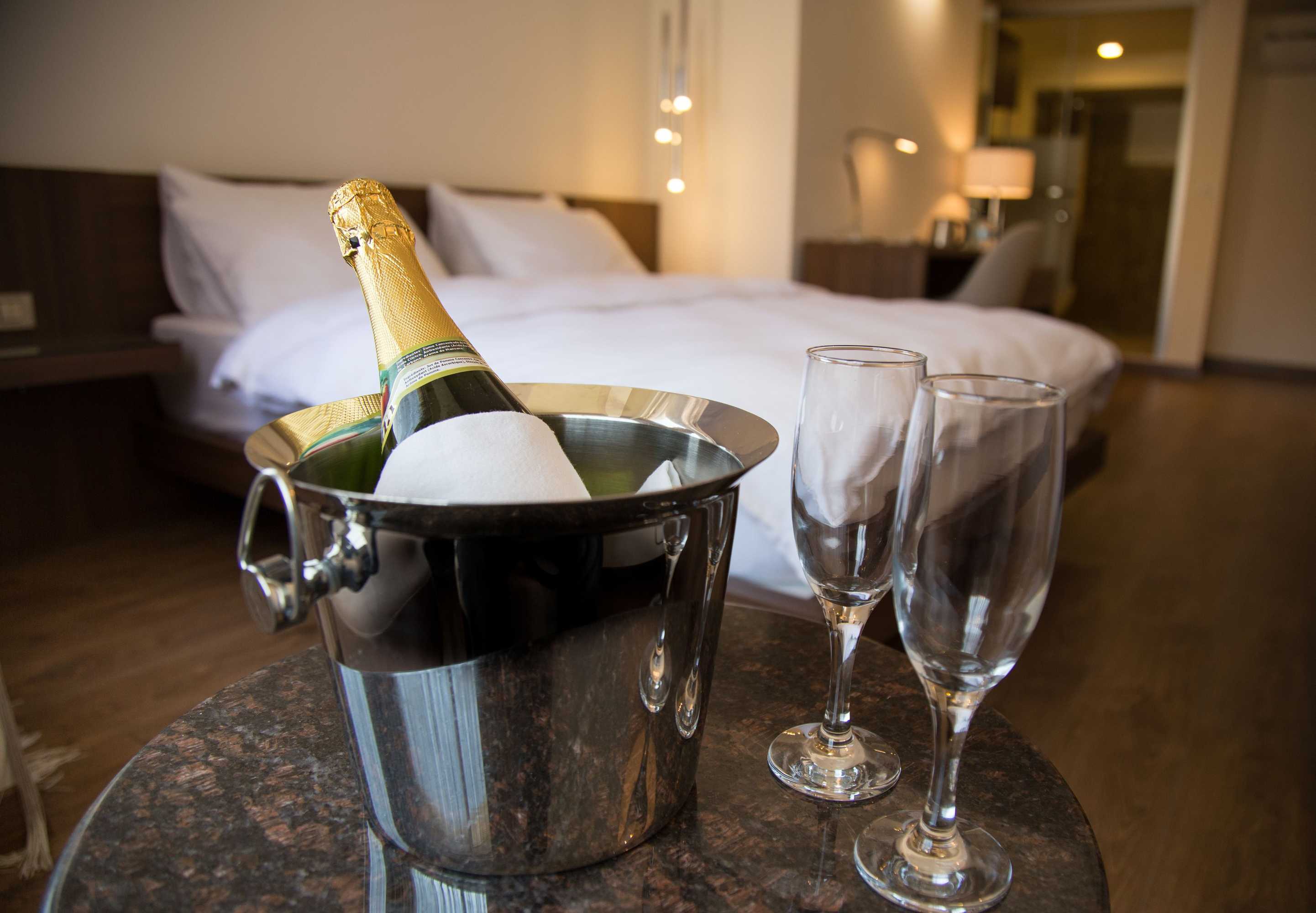 Gift card for TN & CO Hotel