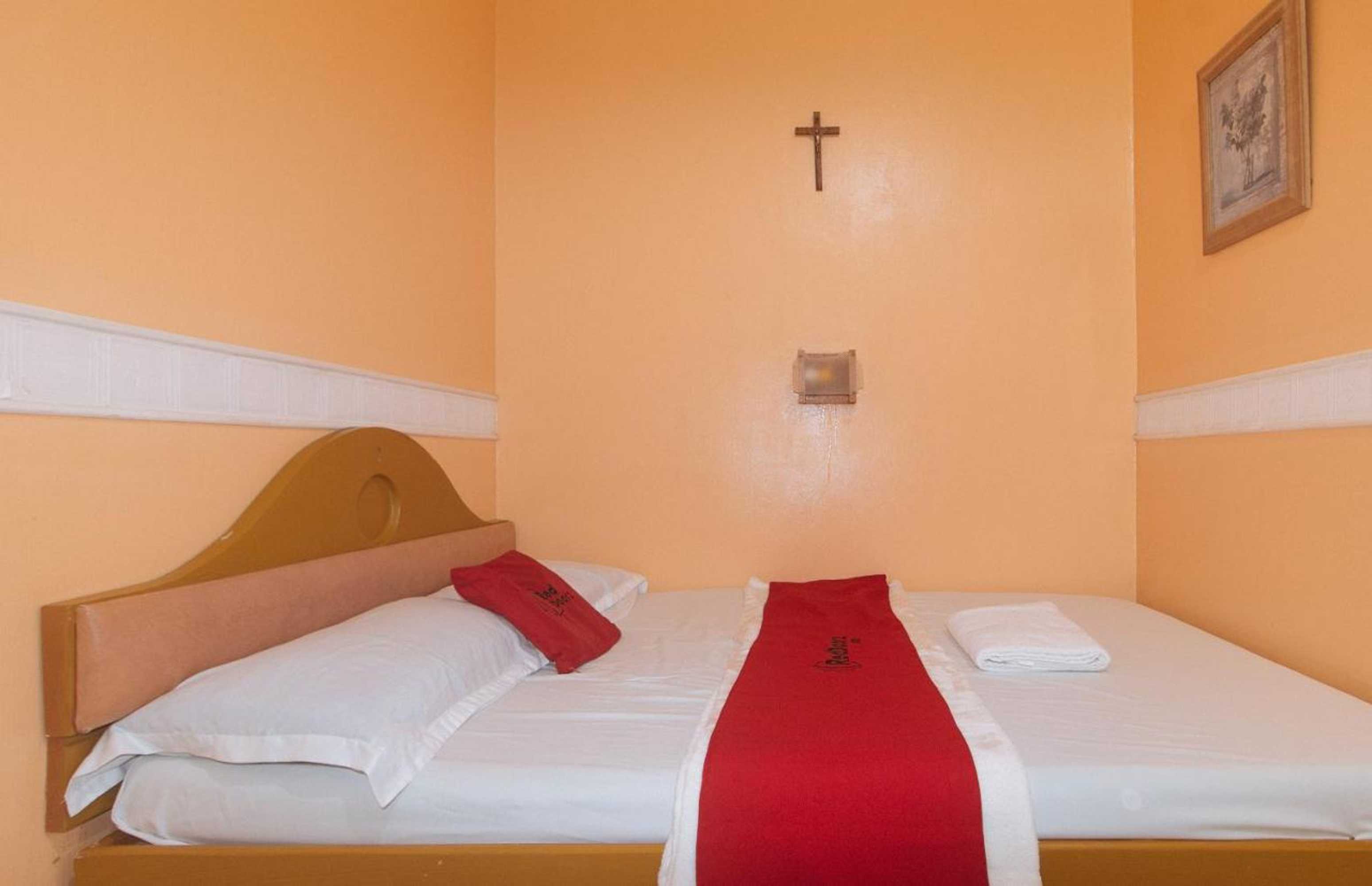 Gift card for Reddoorz at Amora Villa Apartelle