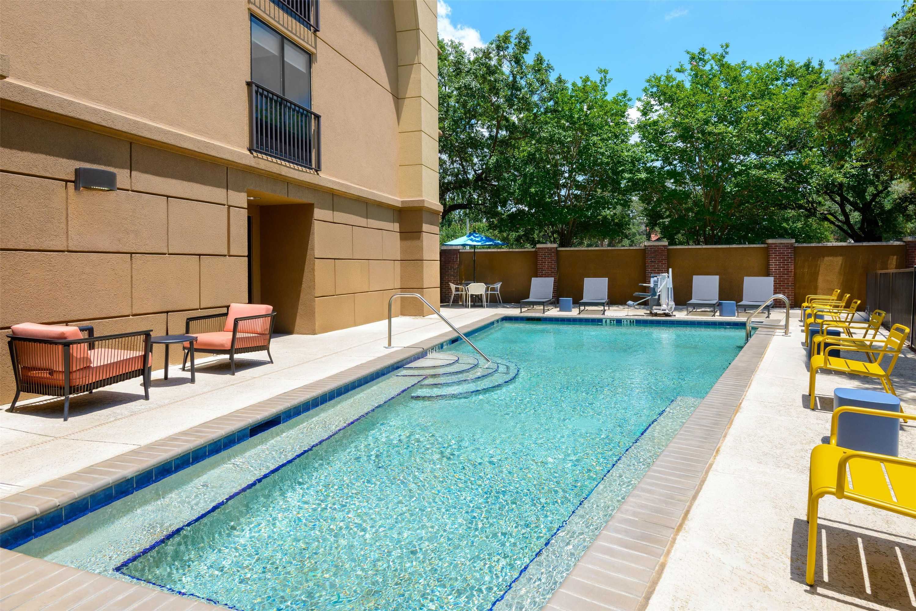 Gift card for Hampton Inn & Suites Pensacola/gulf Breeze