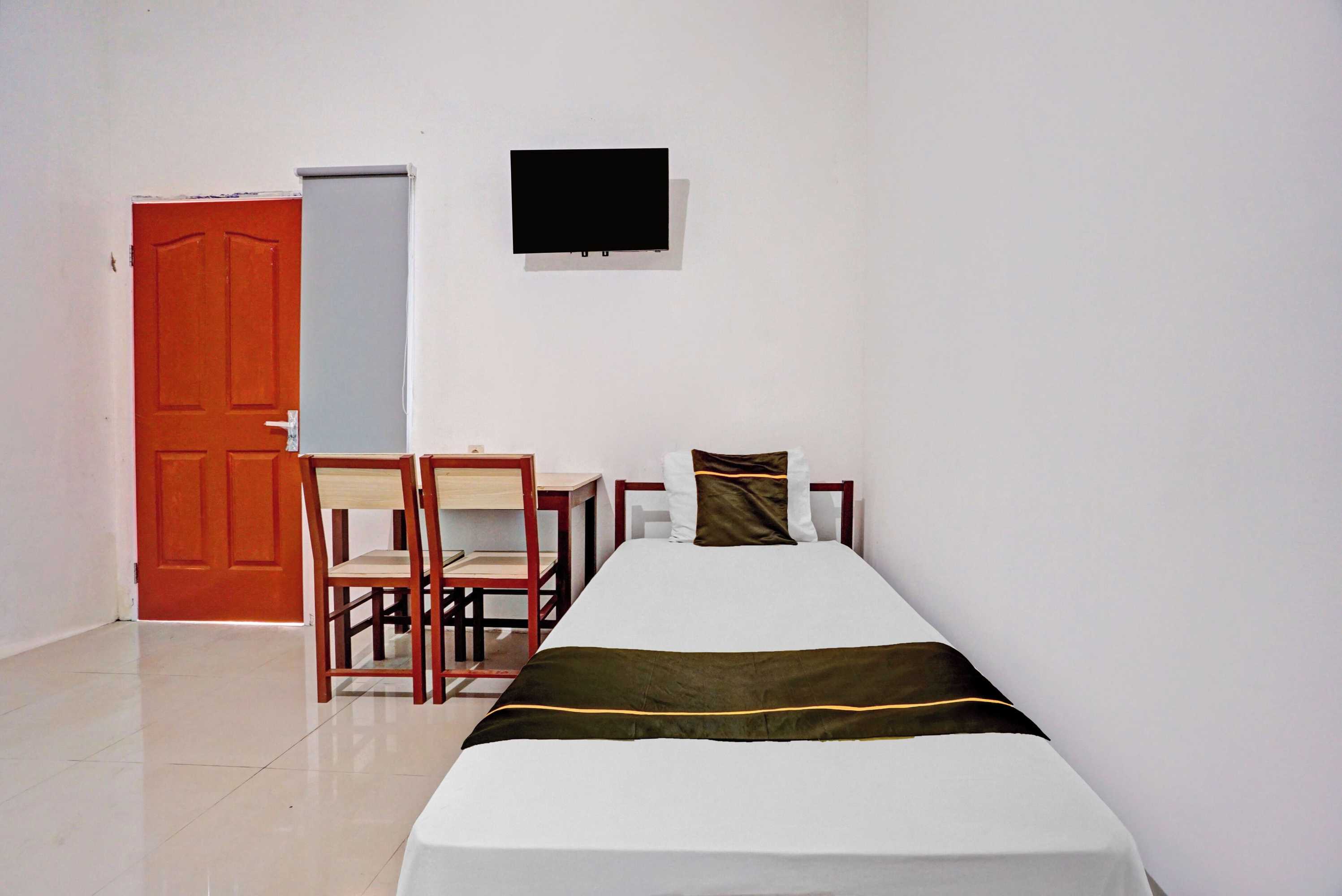 Gift card for Super Oyo 3702 Homestay Bougenville Syariah