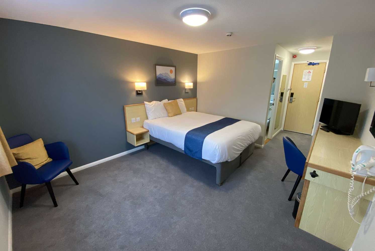 Gift card for Days Inn by Wyndham Sedgemoor M5