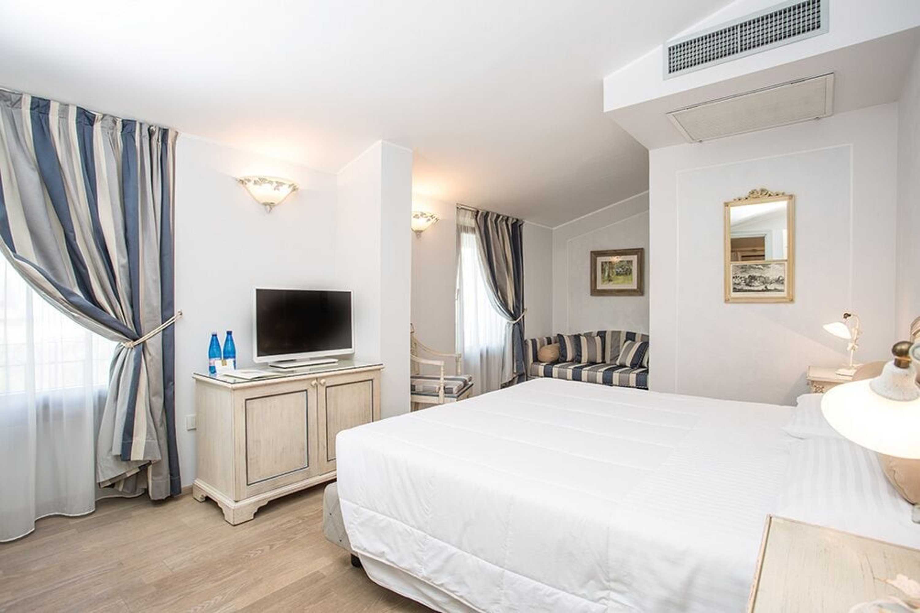 Gift card for Hotel Spiaggia D'oro - Charme & Boutique - Garda Lake Collection Gift card for Hotel Spiaggia D'oro - Charme & Boutique - Garda Lake Collection