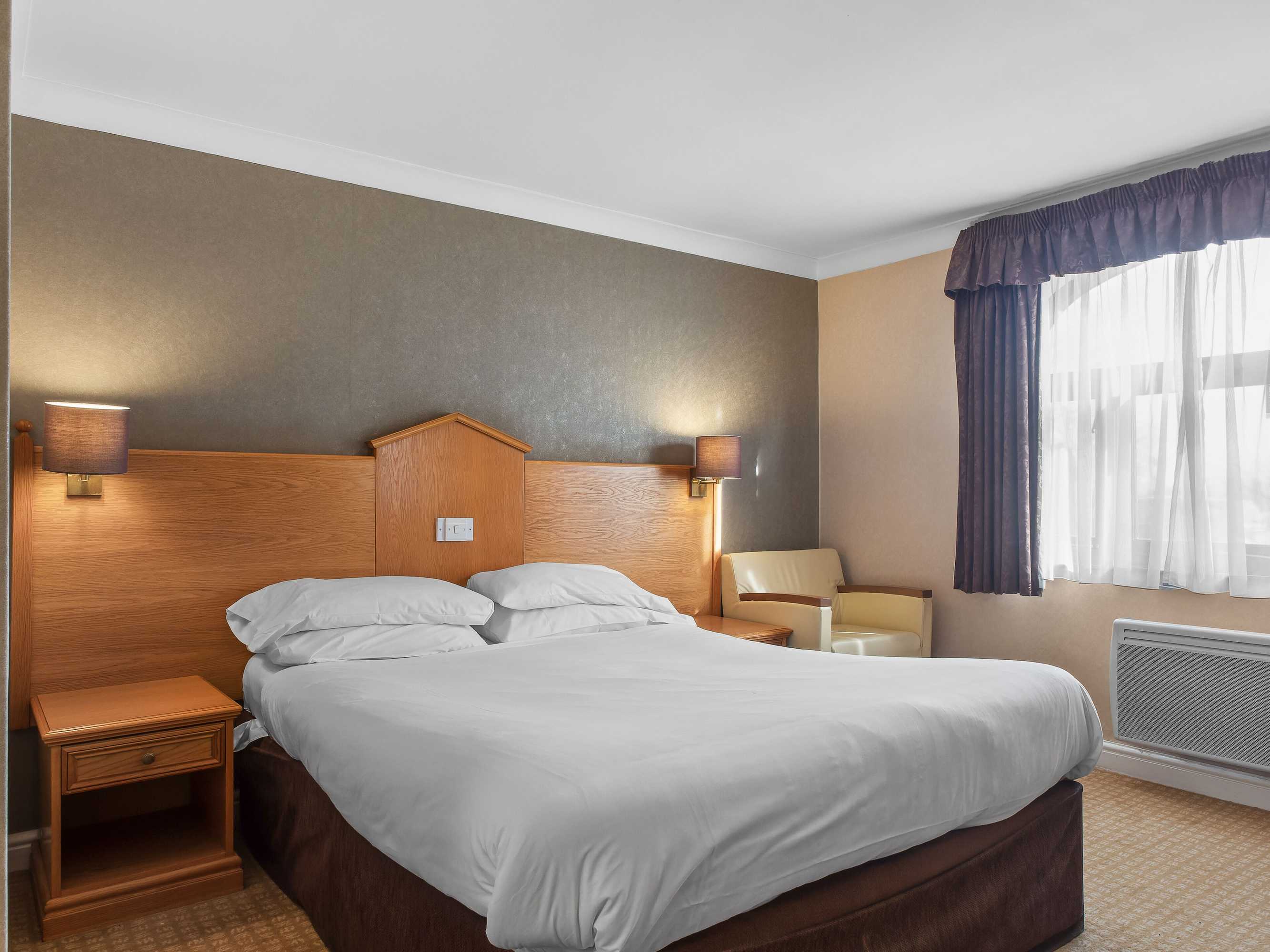 Gift card for Widnes Halton Everglades Park Hotel Gift card for Widnes Halton Everglades Park Hotel