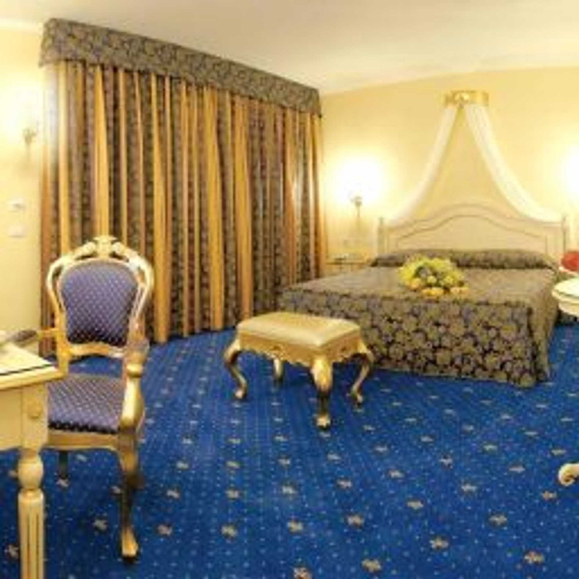 Gift card for Hotel Motel Gold Gift card for Hotel Motel Gold