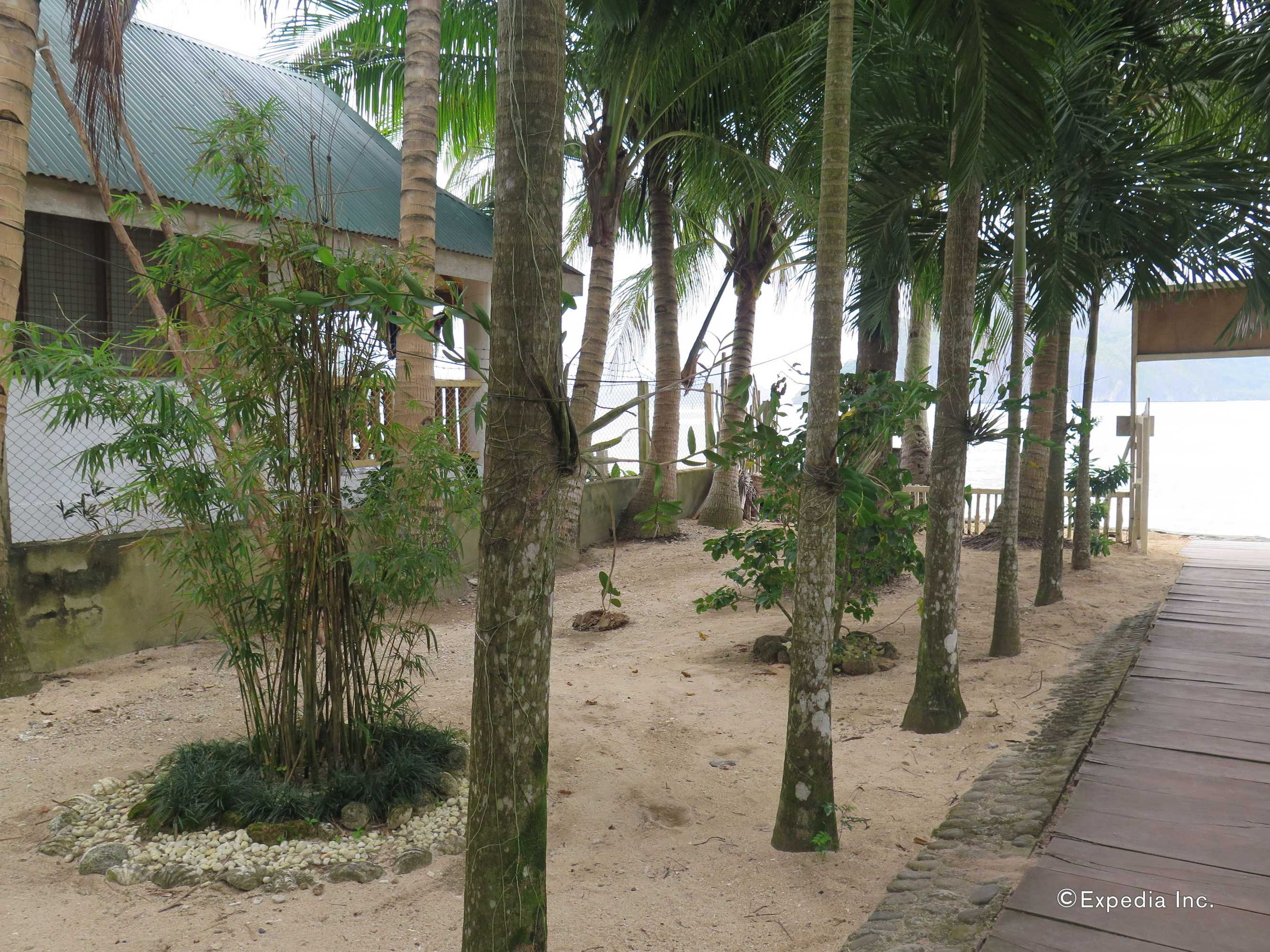 Gift card for La Salangane Caalan Beach Villa Gift card for La Salangane Caalan Beach Villa