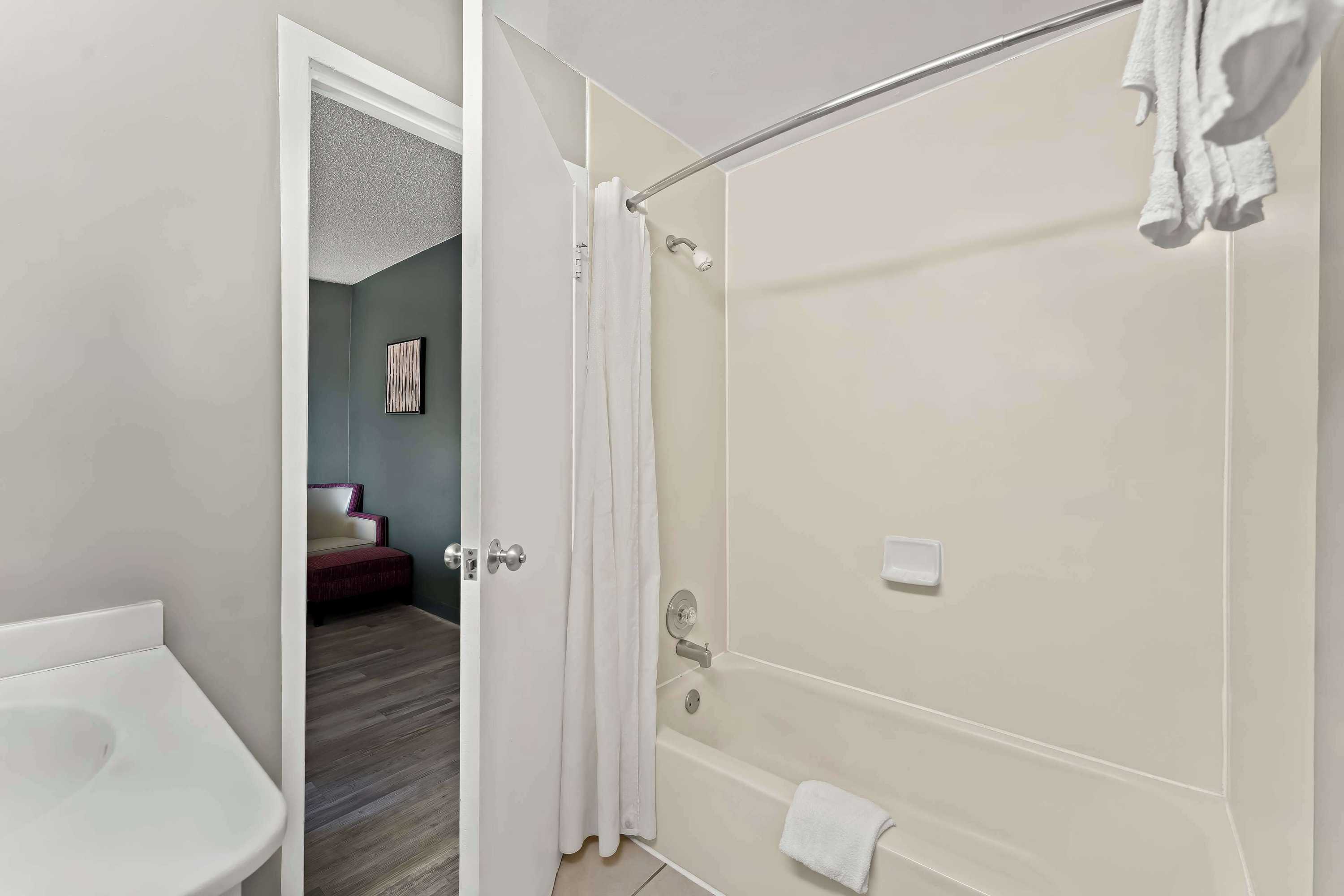 Gift card for Knights Inn Montgomeryville