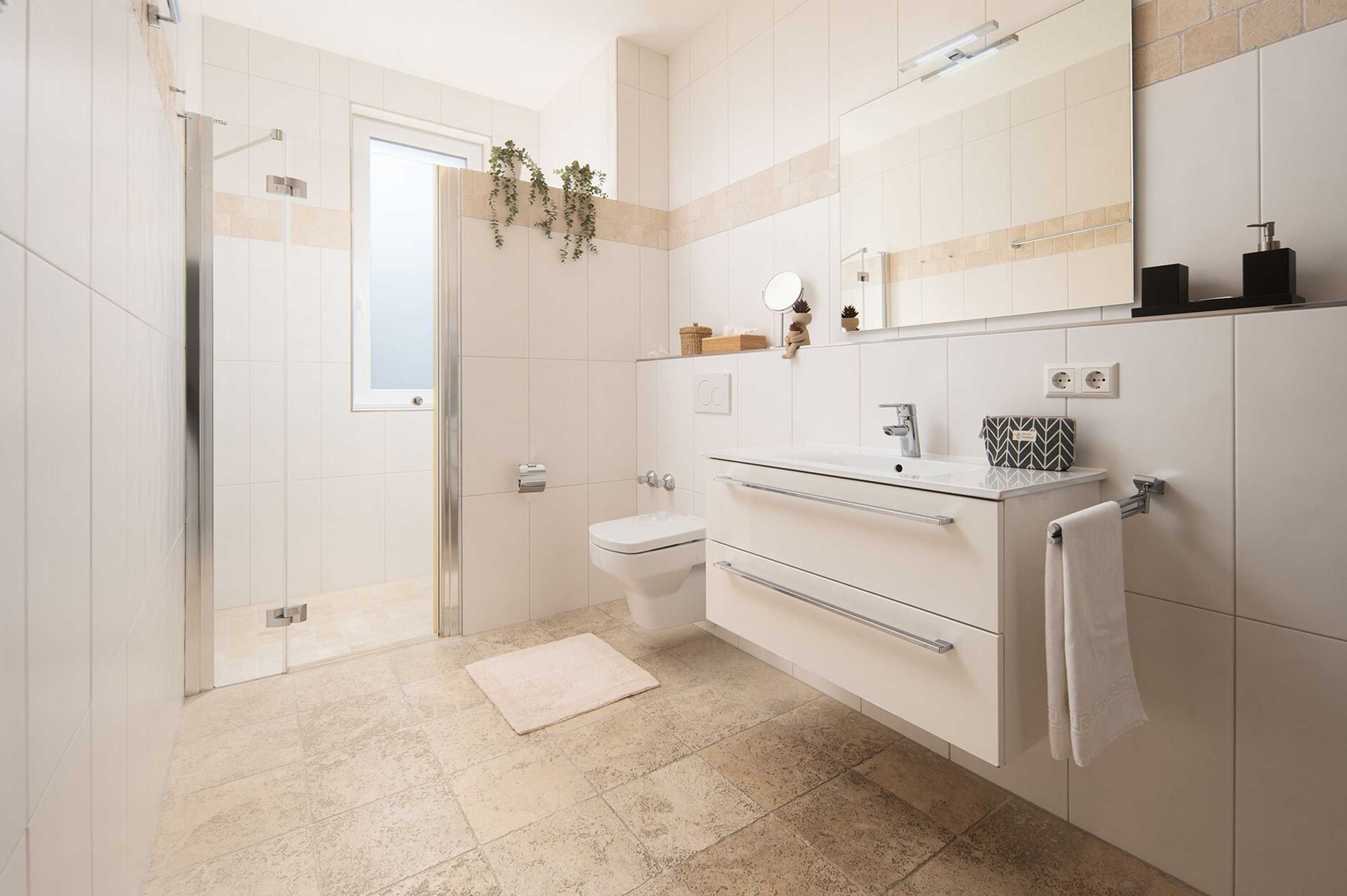 Gift card for Hotel Vier Jahreszeiten Direkt an Den Kliniken Und Therme Bad Krozingen, Nahe Freiburg