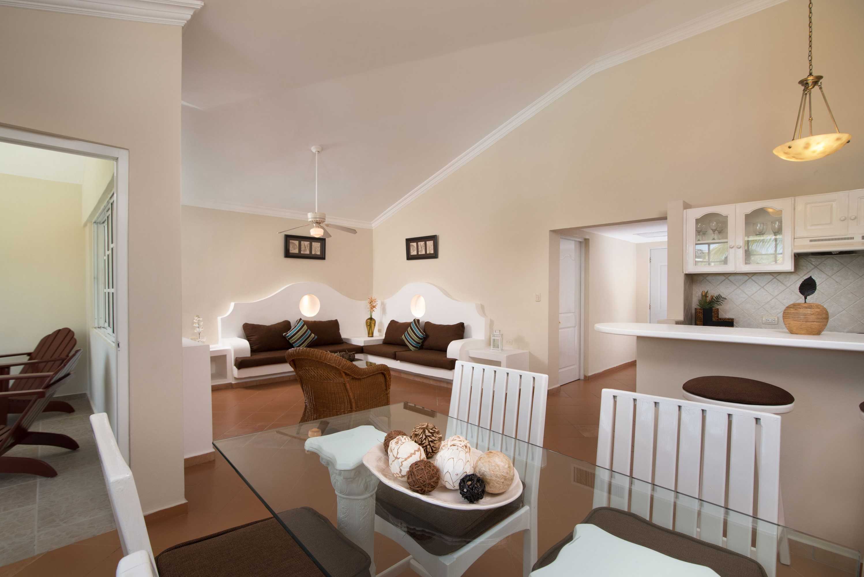 Gift card for Lifestyle Crown Residence Suites - All Inclusive Gift card for Lifestyle Crown Residence Suites - All Inclusive