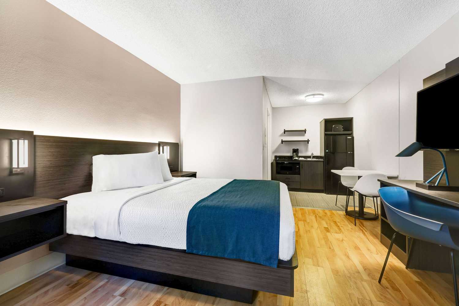 Gift card for Studio 6 Mountlake Terrace, WA - Seattle