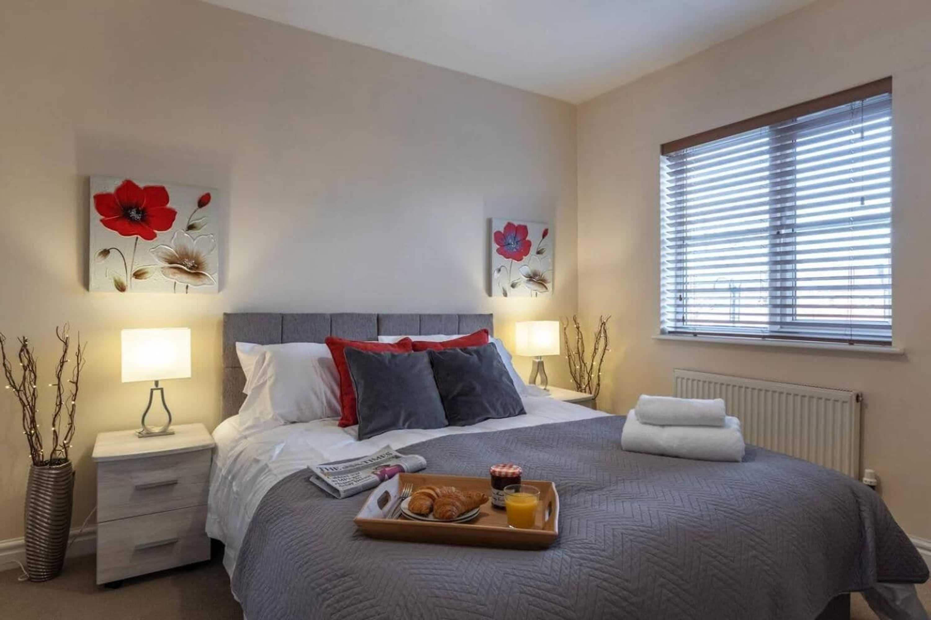 Gift card for Cheshire Lodge - Contractors, Professionals, Families Winsford Gift card for Cheshire Lodge - Contractors, Professionals, Families Winsford