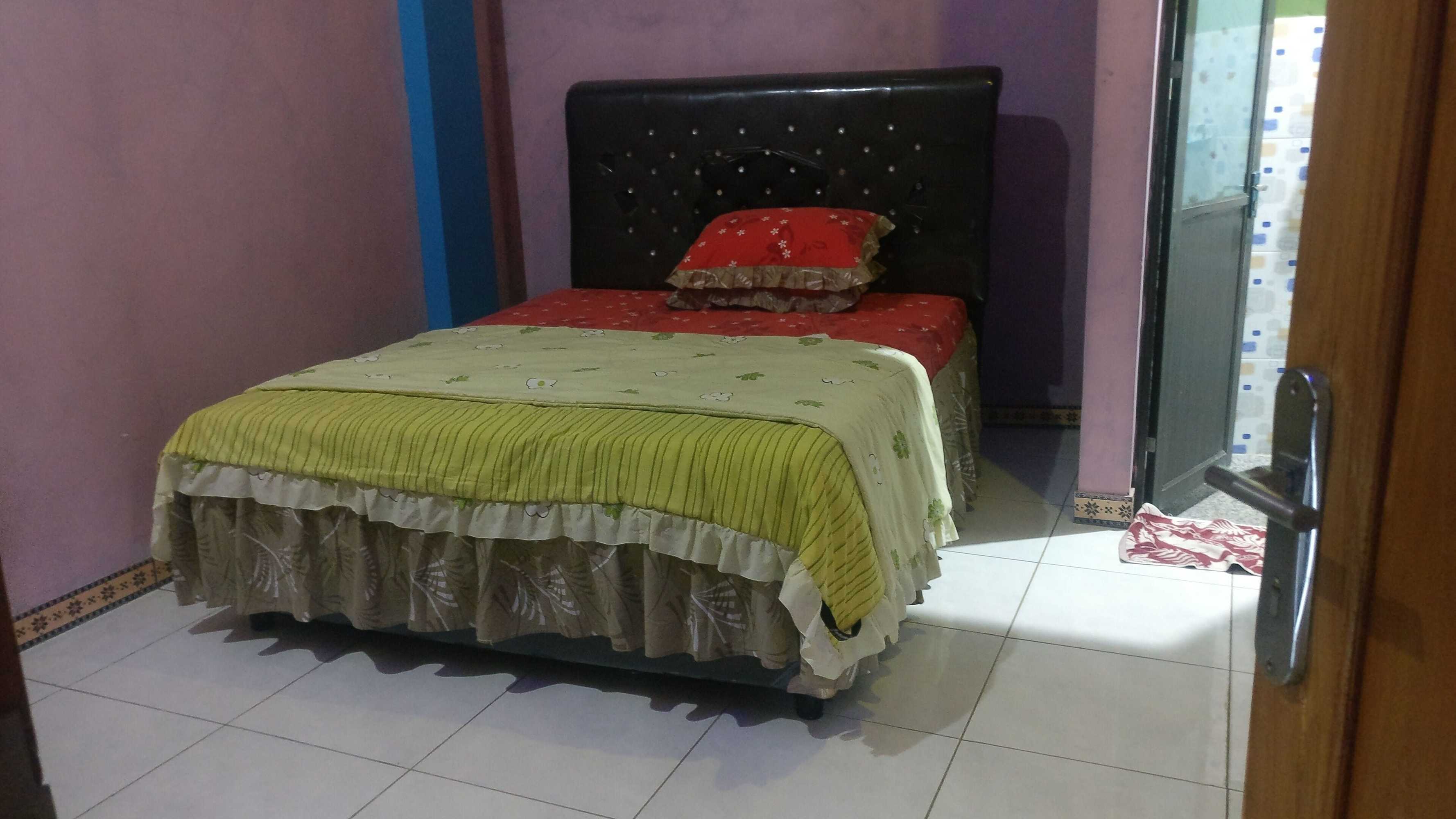 Gift card for Jogo Segoro Homestay Redpartner Near Pantai Sundak Gunungkidul Gift card for Jogo Segoro Homestay Redpartner Near Pantai Sundak Gunungkidul