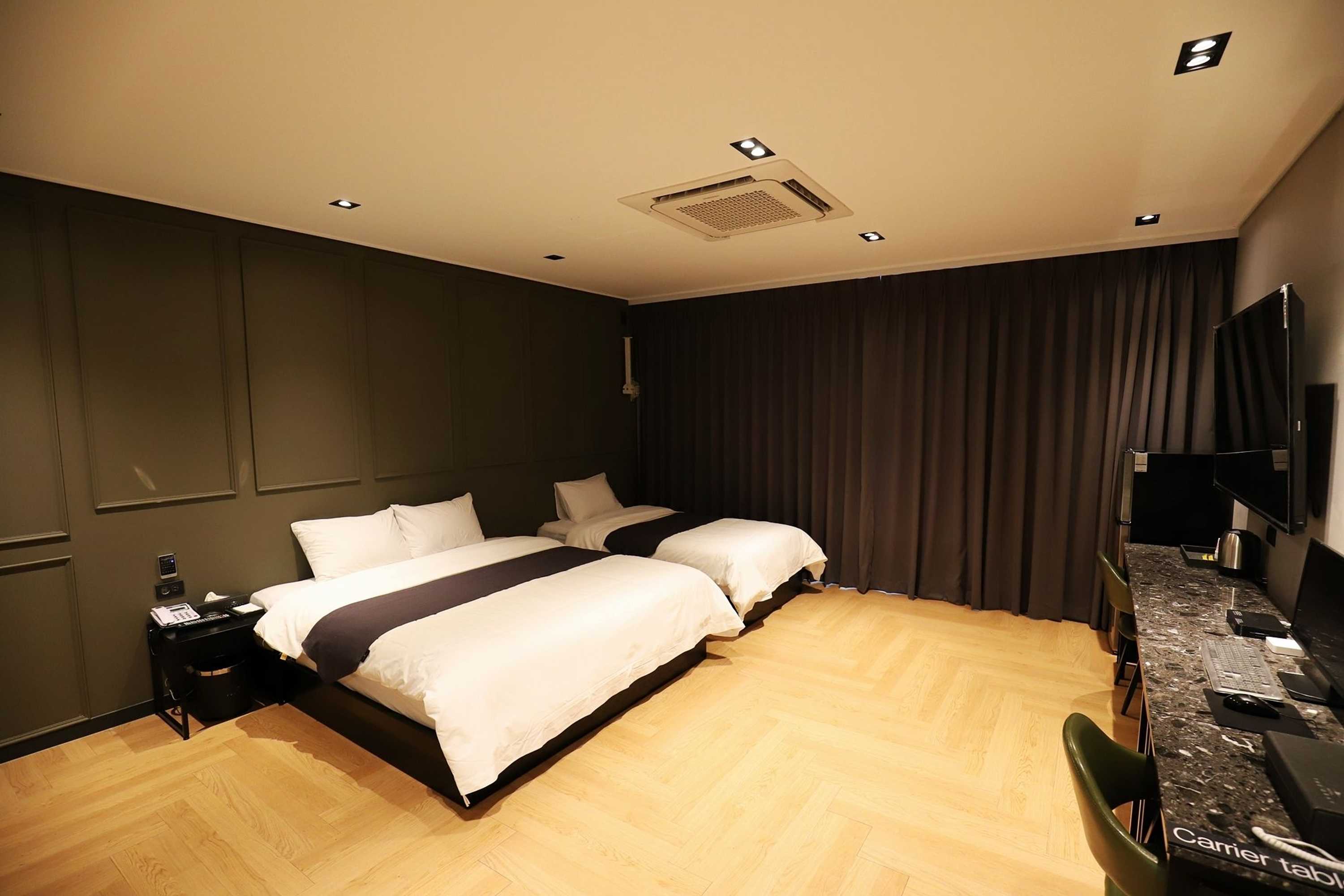 Gift card for Dongducheon Hotel The Gray Gift card for Dongducheon Hotel The Gray