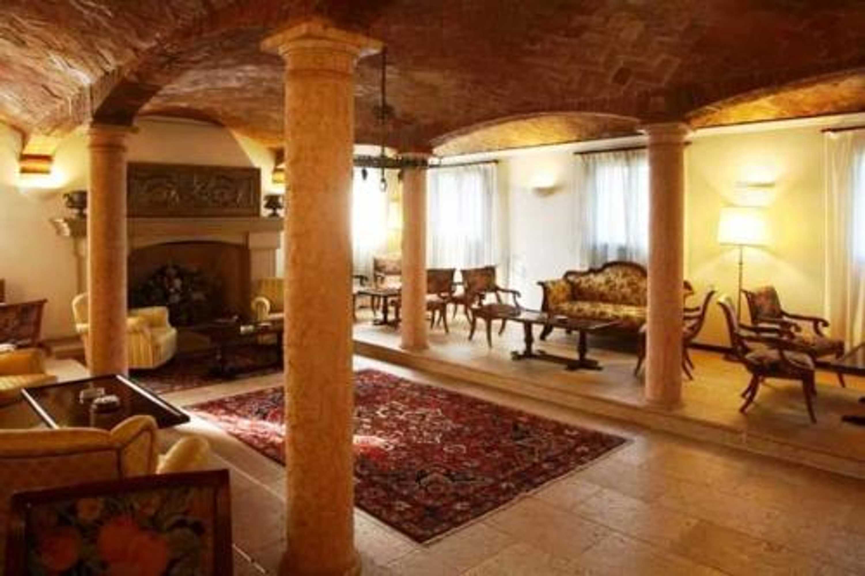Gift card for Hotel Villa Montanarini Gift card for Hotel Villa Montanarini
