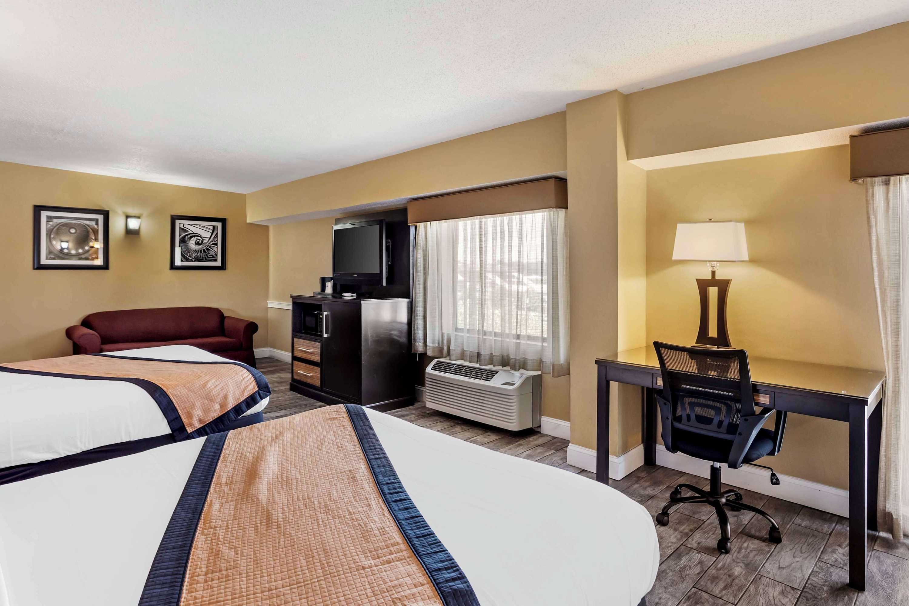 Gift card for Best Western Plus Newark Airport West Gift card for Best Western Plus Newark Airport West