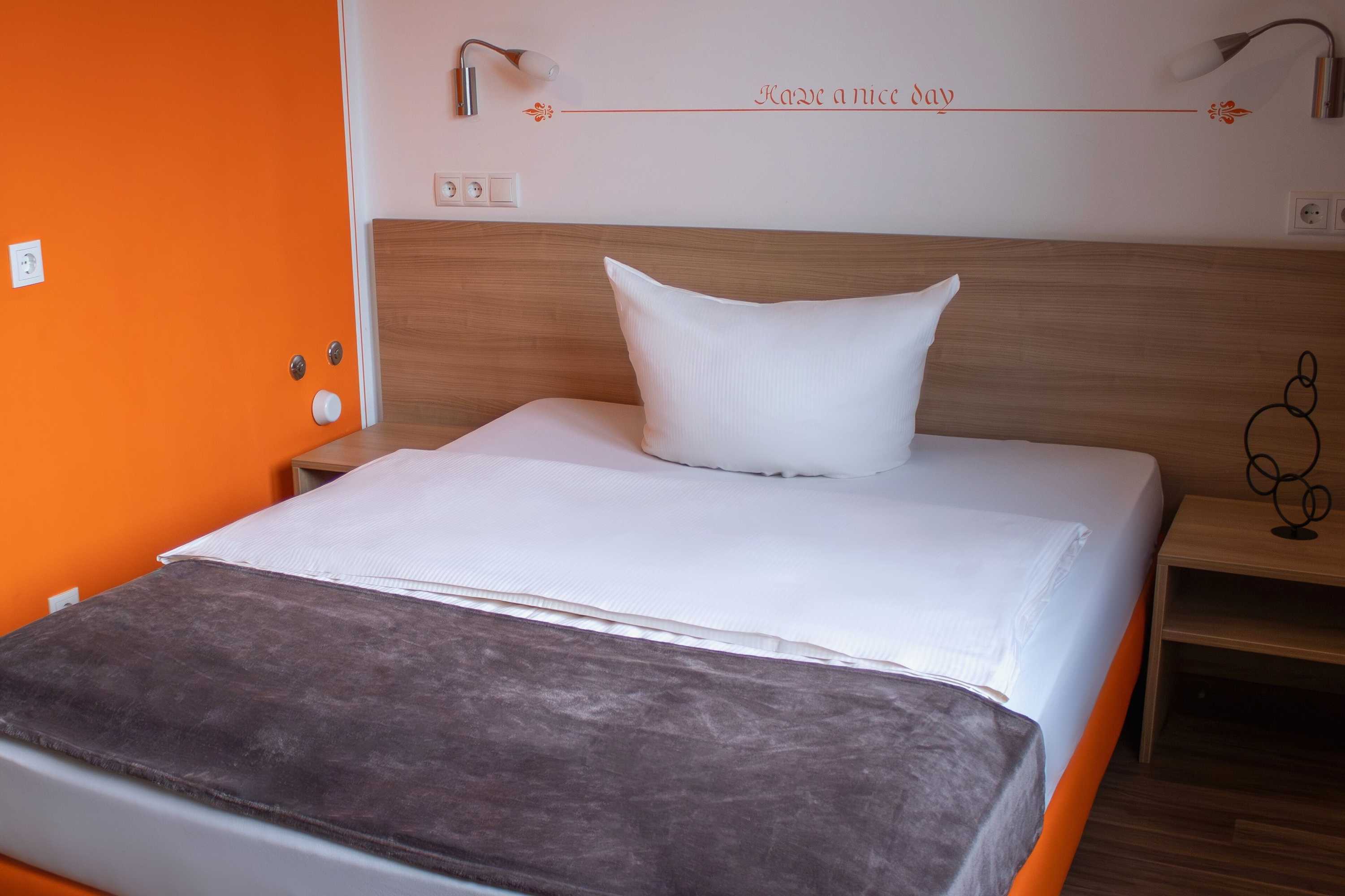 Gift card for Orange Hotel Und Apartments Gift card for Orange Hotel Und Apartments