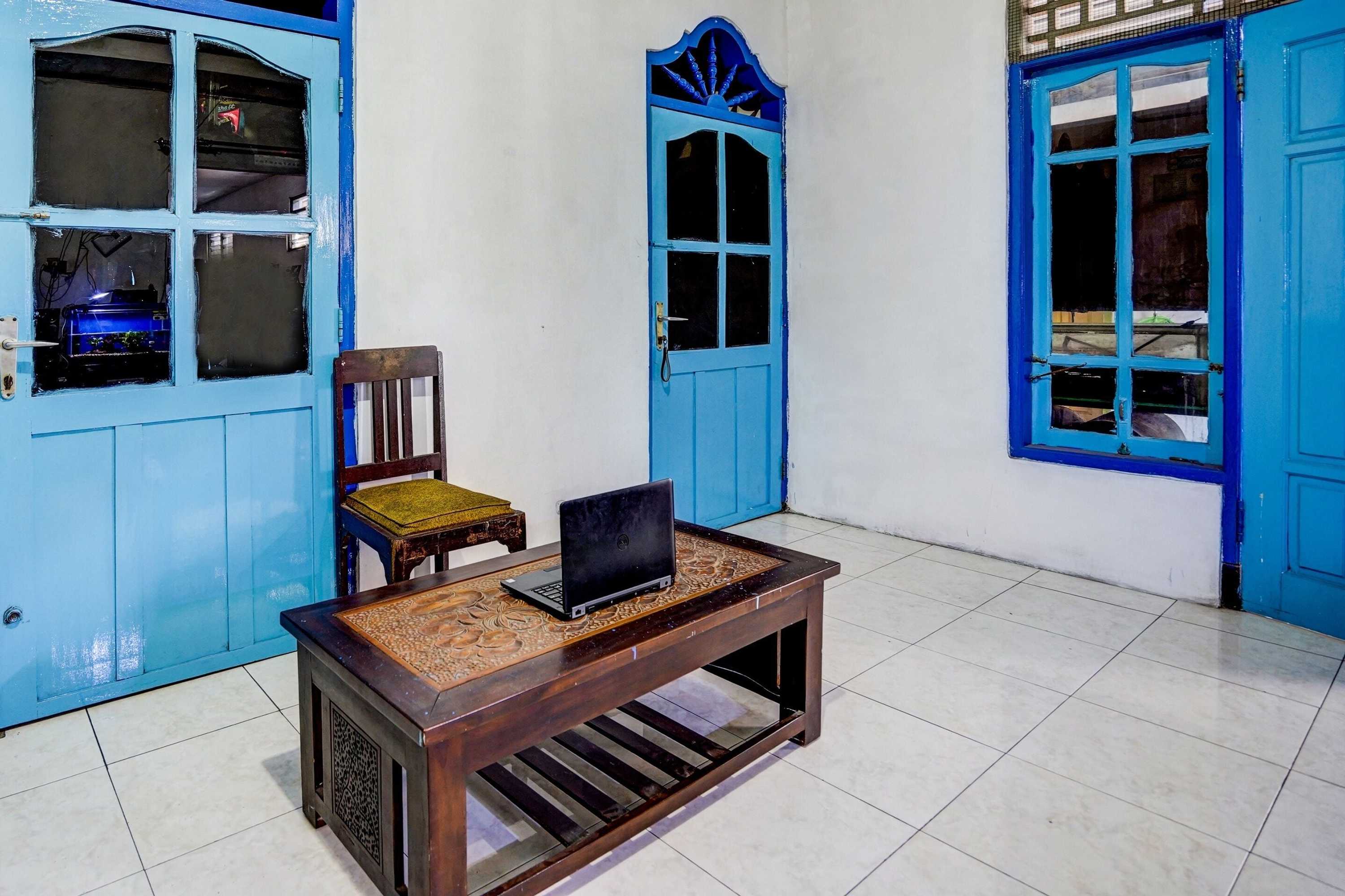 Gift card for Spot ON 92595 Umi Homestay Syariah Gift card for Spot ON 92595 Umi Homestay Syariah