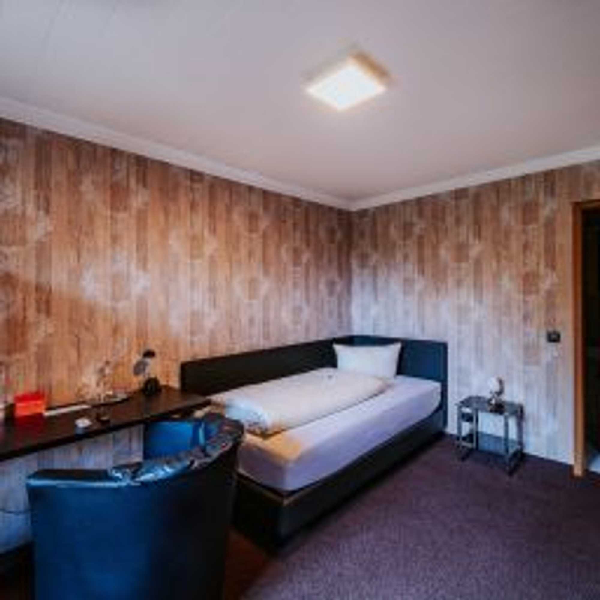 Gift card for Robrooks Hotel Garni Gift card for Robrooks Hotel Garni
