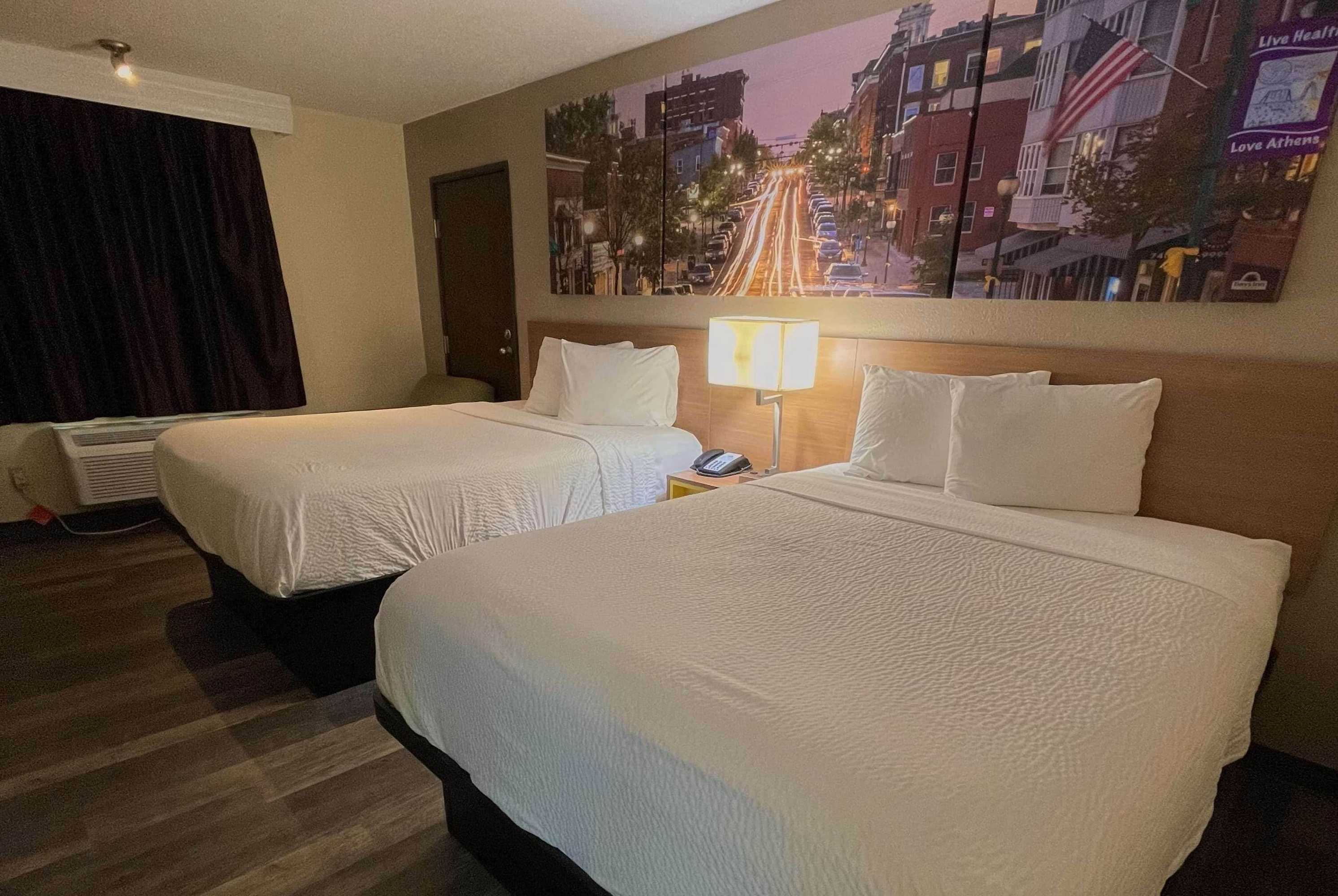 Gift card for Days Inn & Suites by Wyndham Kaukauna WI Gift card for Days Inn & Suites by Wyndham Kaukauna WI