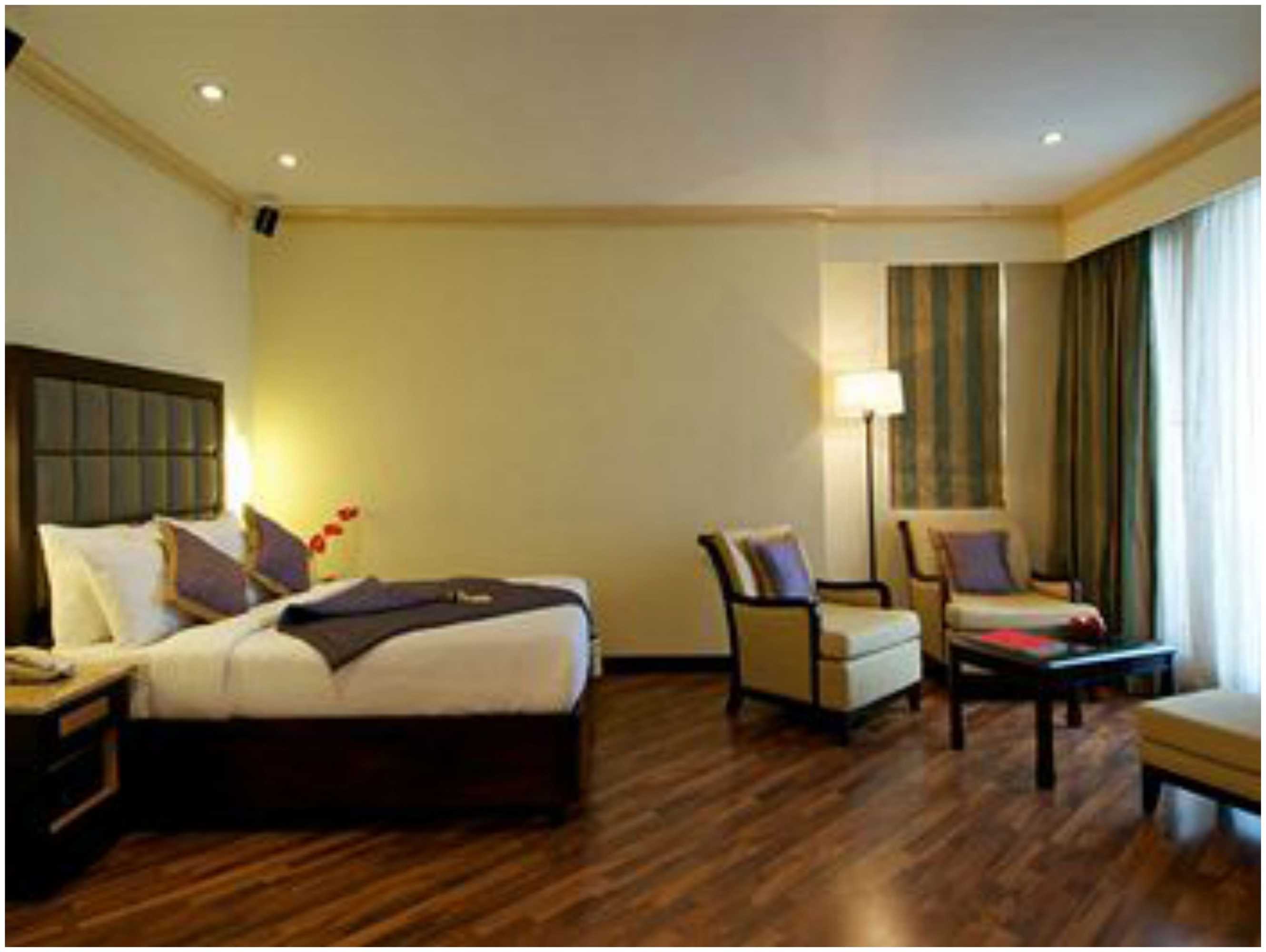 Gift card for Vivanta Ernakulam, Marine Drive Gift card for Vivanta Ernakulam, Marine Drive