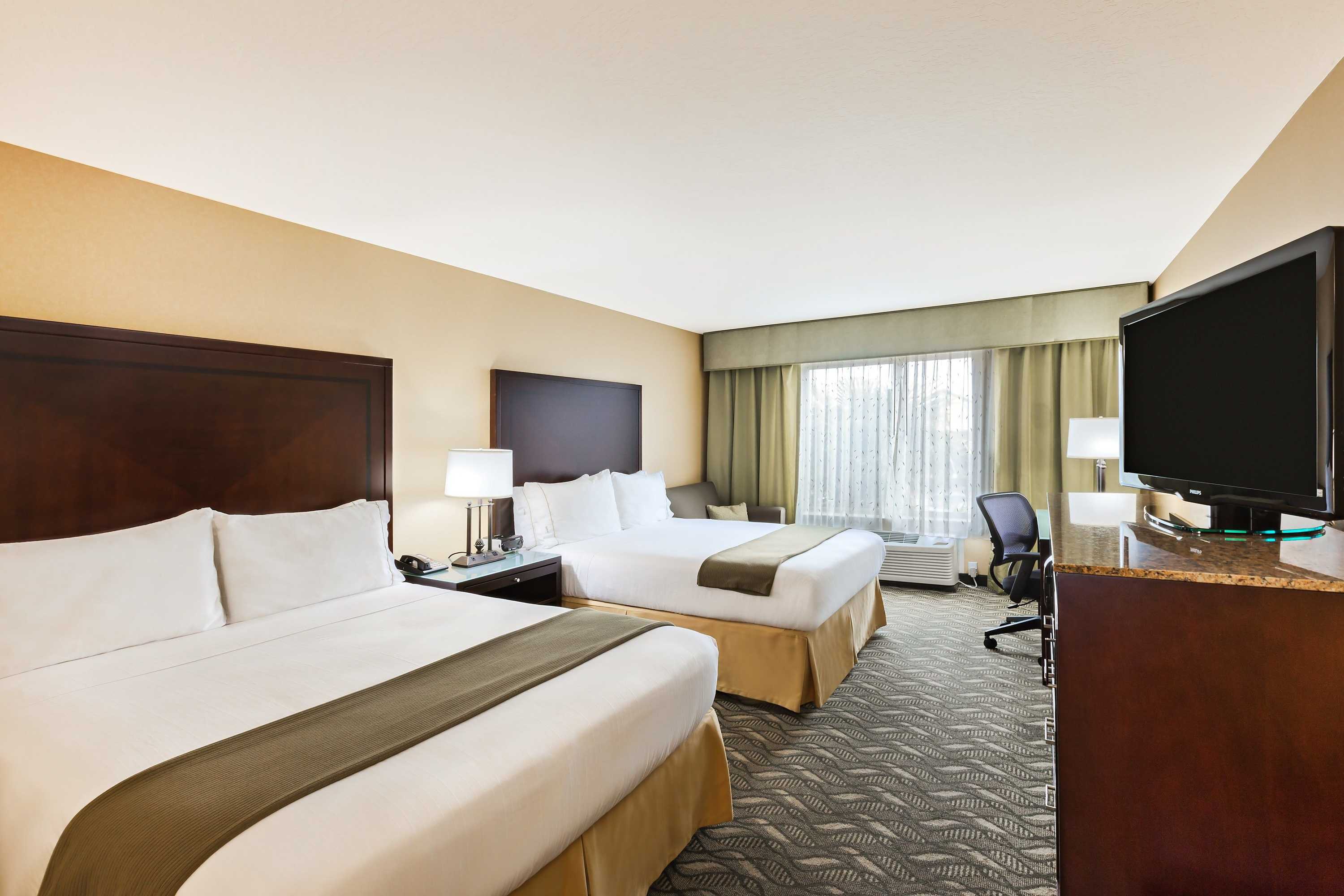 Gift card for Holiday Inn Express Hotel & Suites San Jose-Morgan Hill by Ihg Gift card for Holiday Inn Express Hotel & Suites San Jose-Morgan Hill by Ihg
