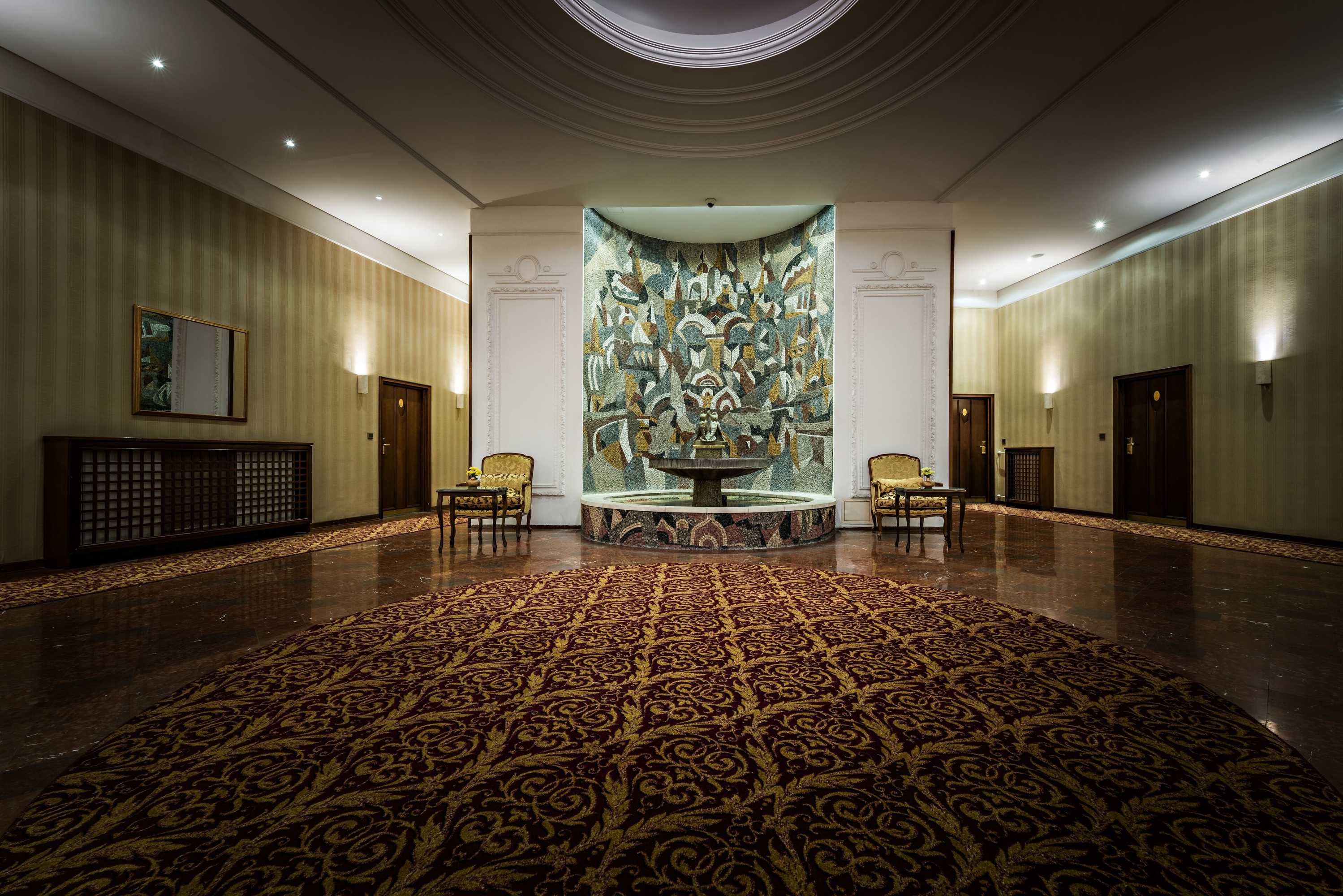 Gift card for Hotel Moskva